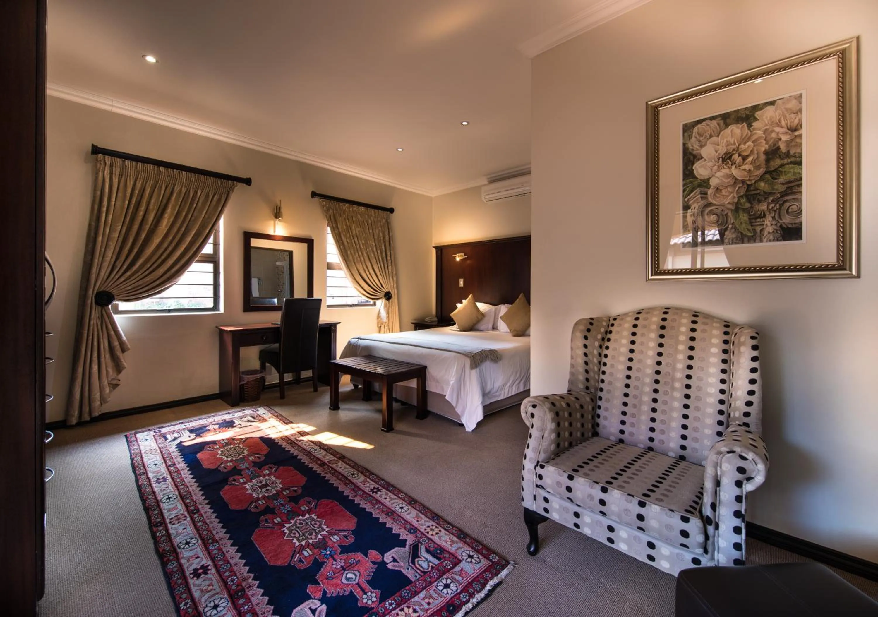 Photo of the whole room in Heidelberg Kloof Lodge
