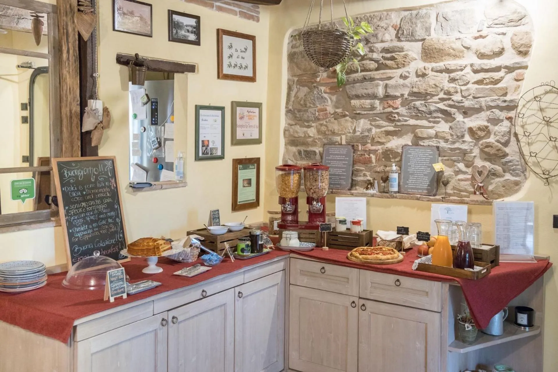 Breakfast in Le Terre Di Isa