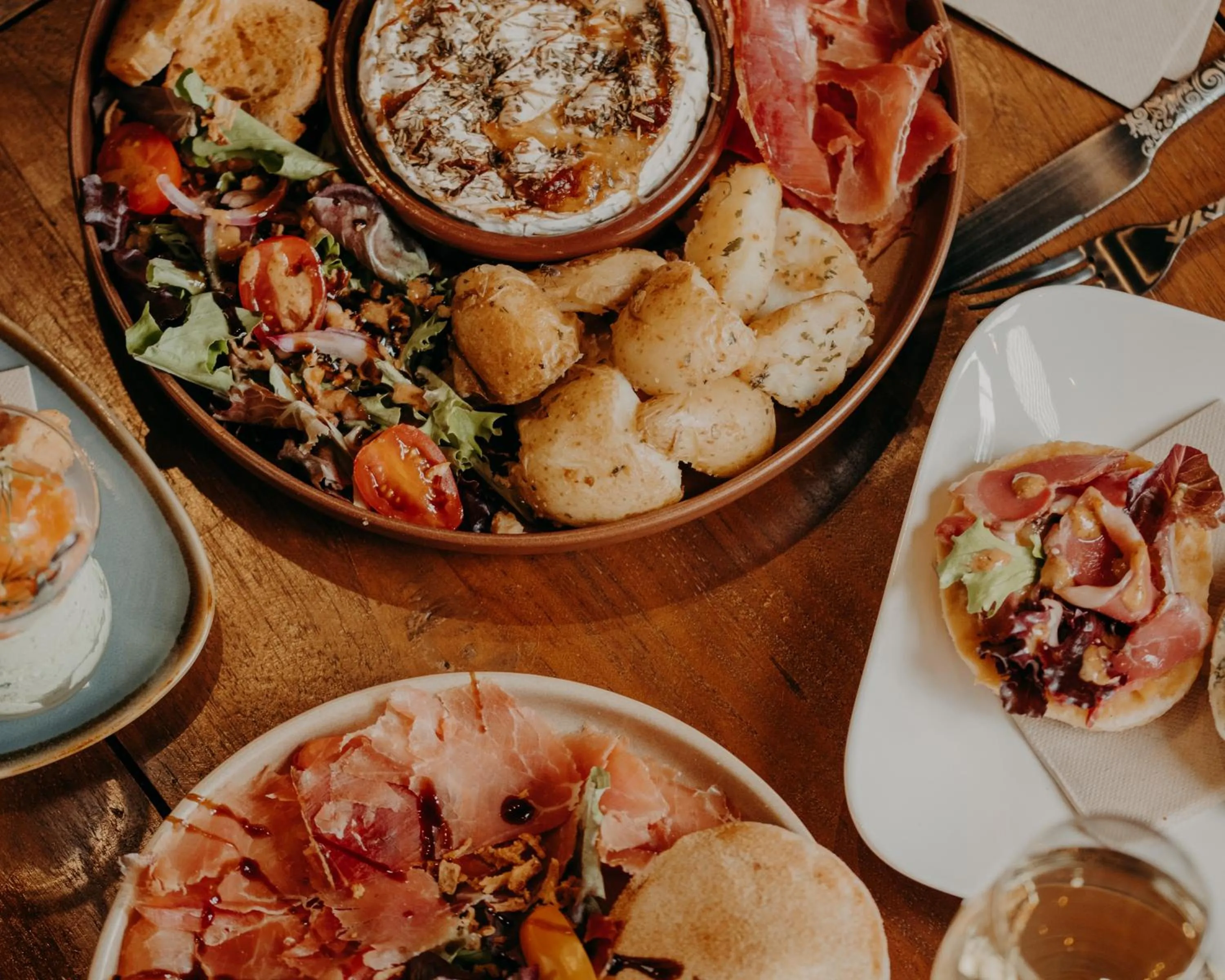 Restaurant/places to eat in Le Central Hôtel-Bar