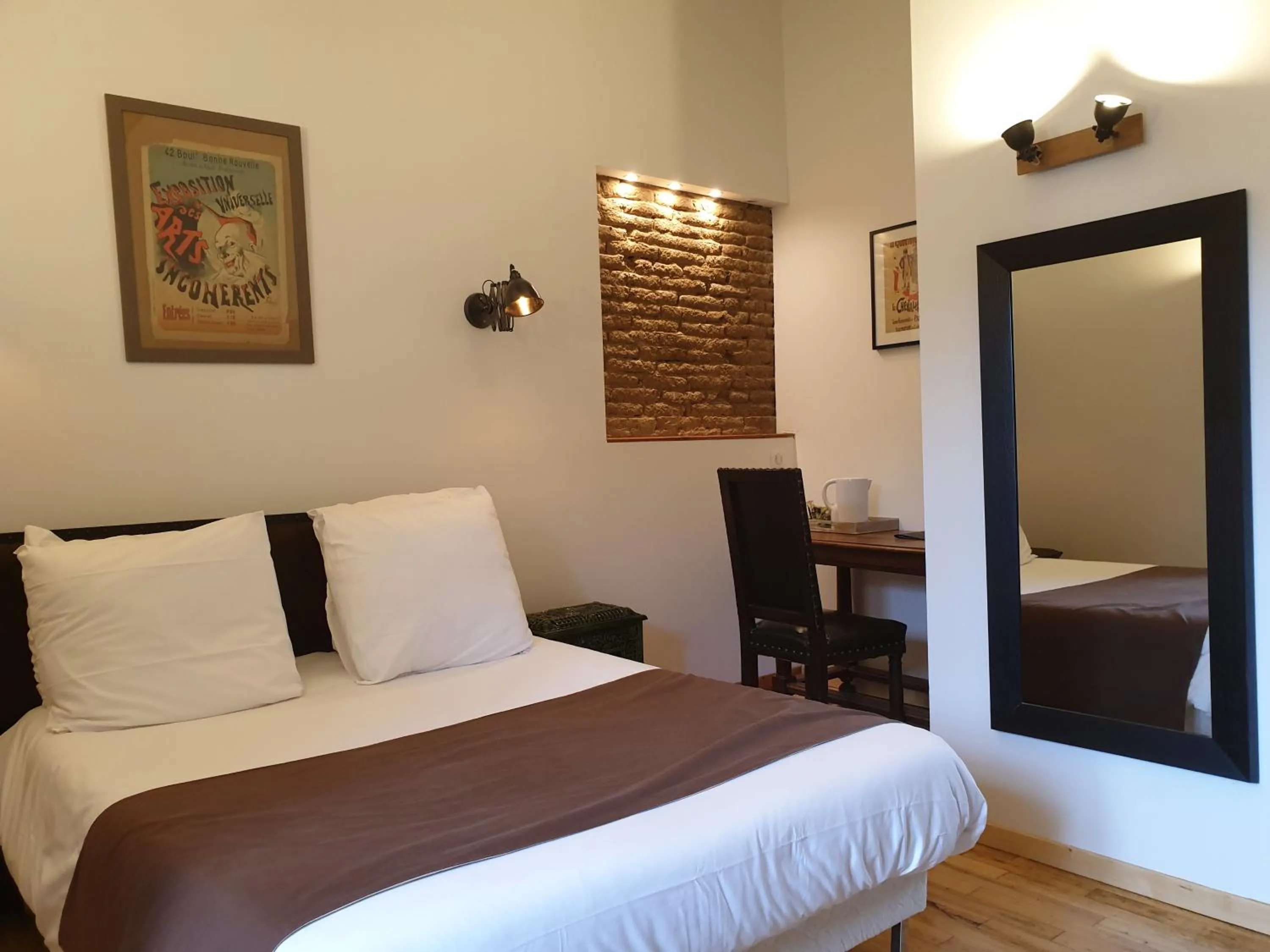 Bed in Logis Domaine de Peyrolade