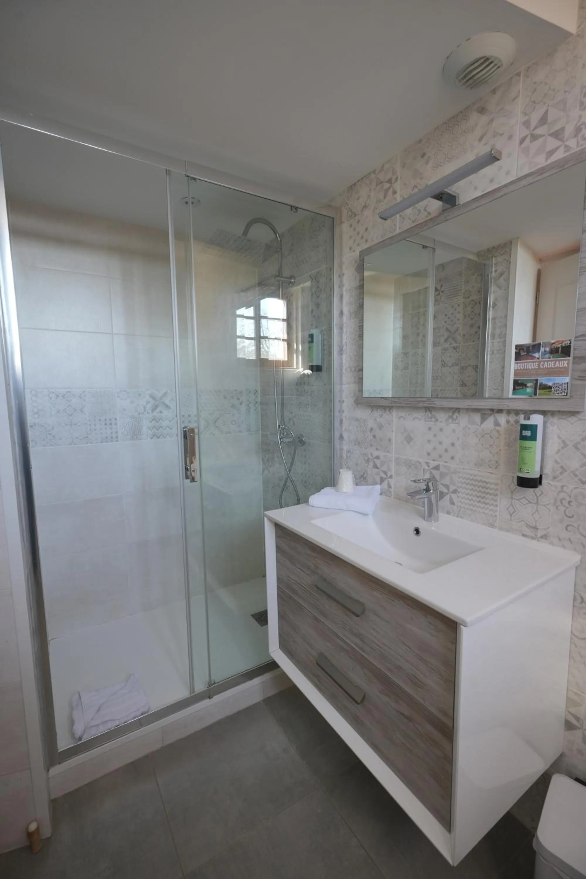 Logis Domaine de Peyrolade