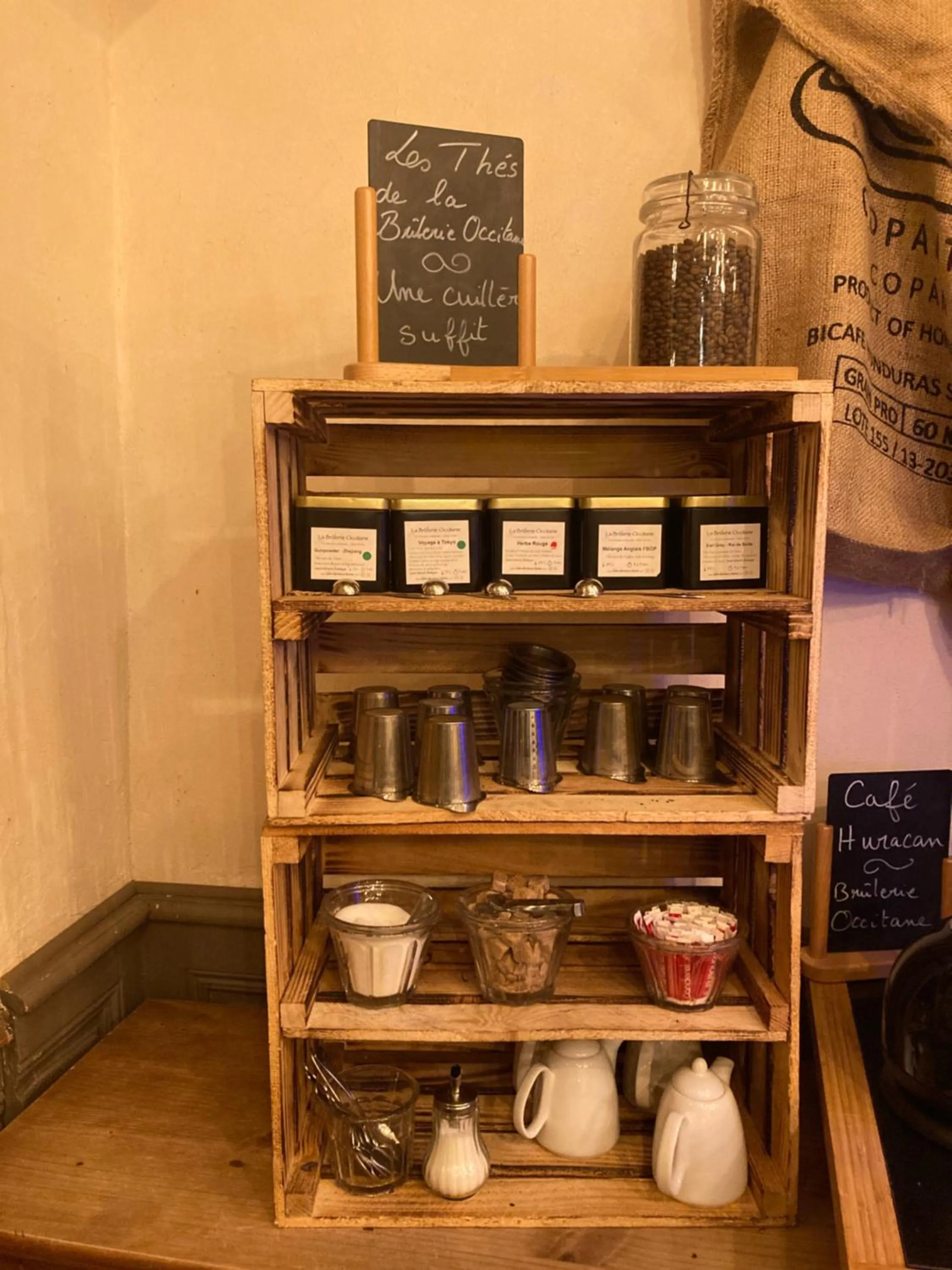 Food and drinks in Logis Domaine de Peyrolade