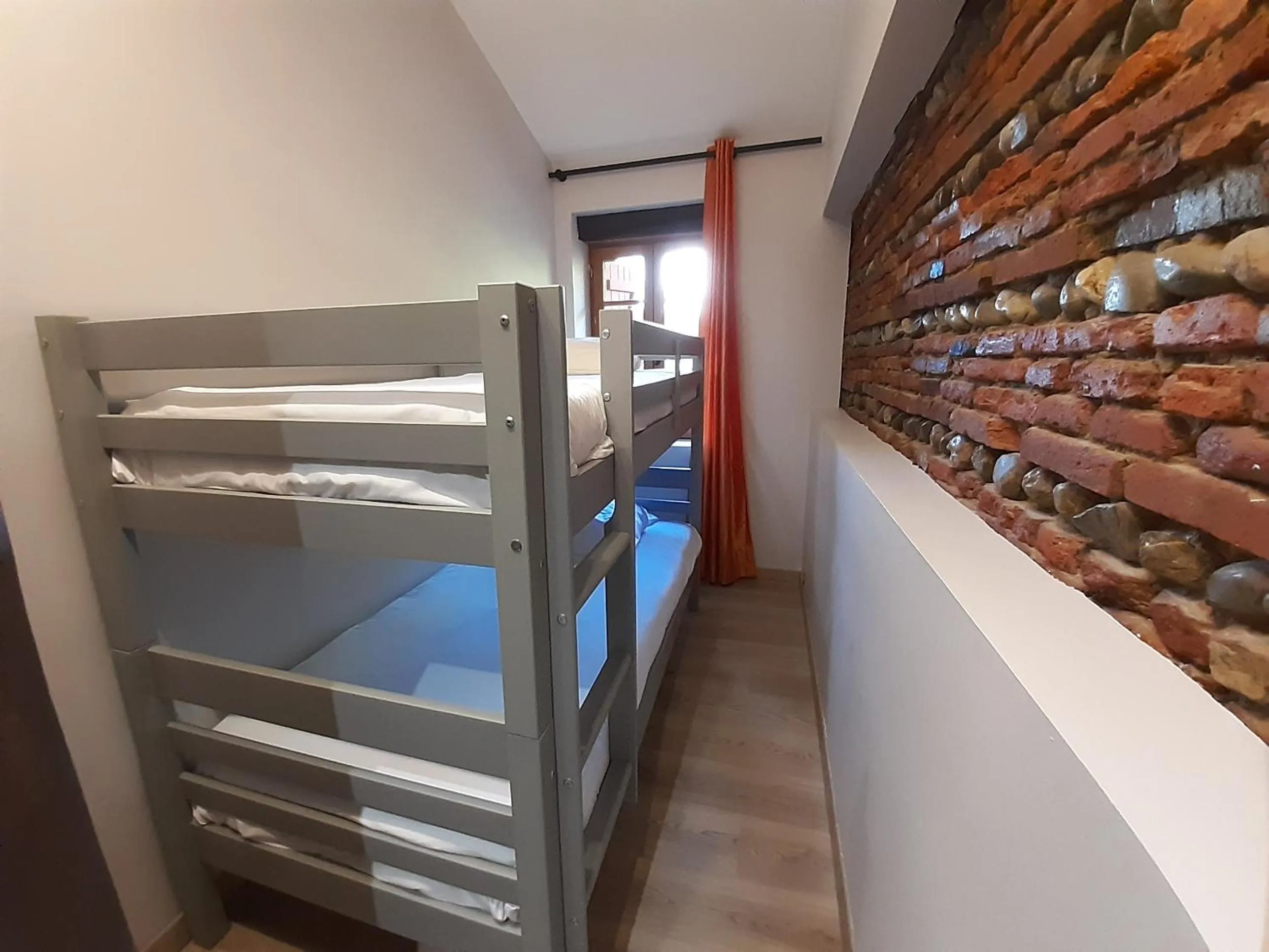 bunk bed, Bed in Logis Domaine de Peyrolade