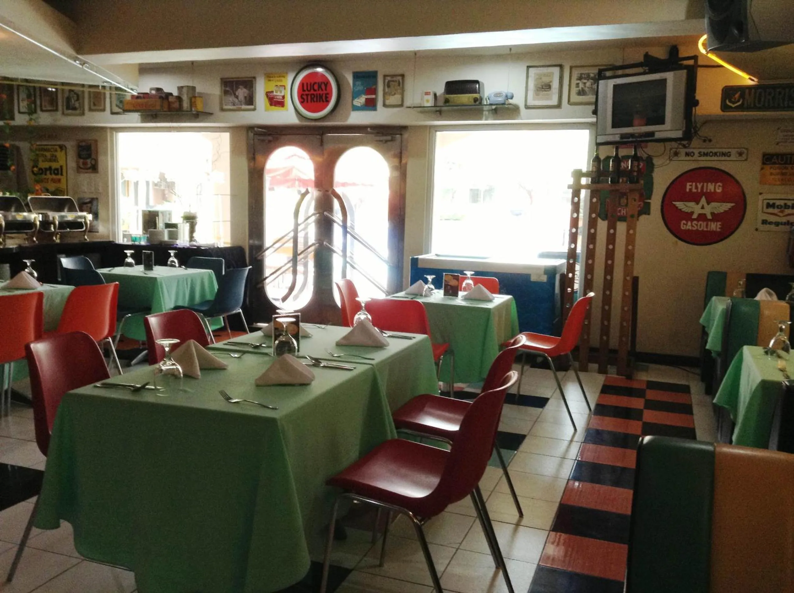 Restaurant/places to eat in Crown Regency Residences Davao