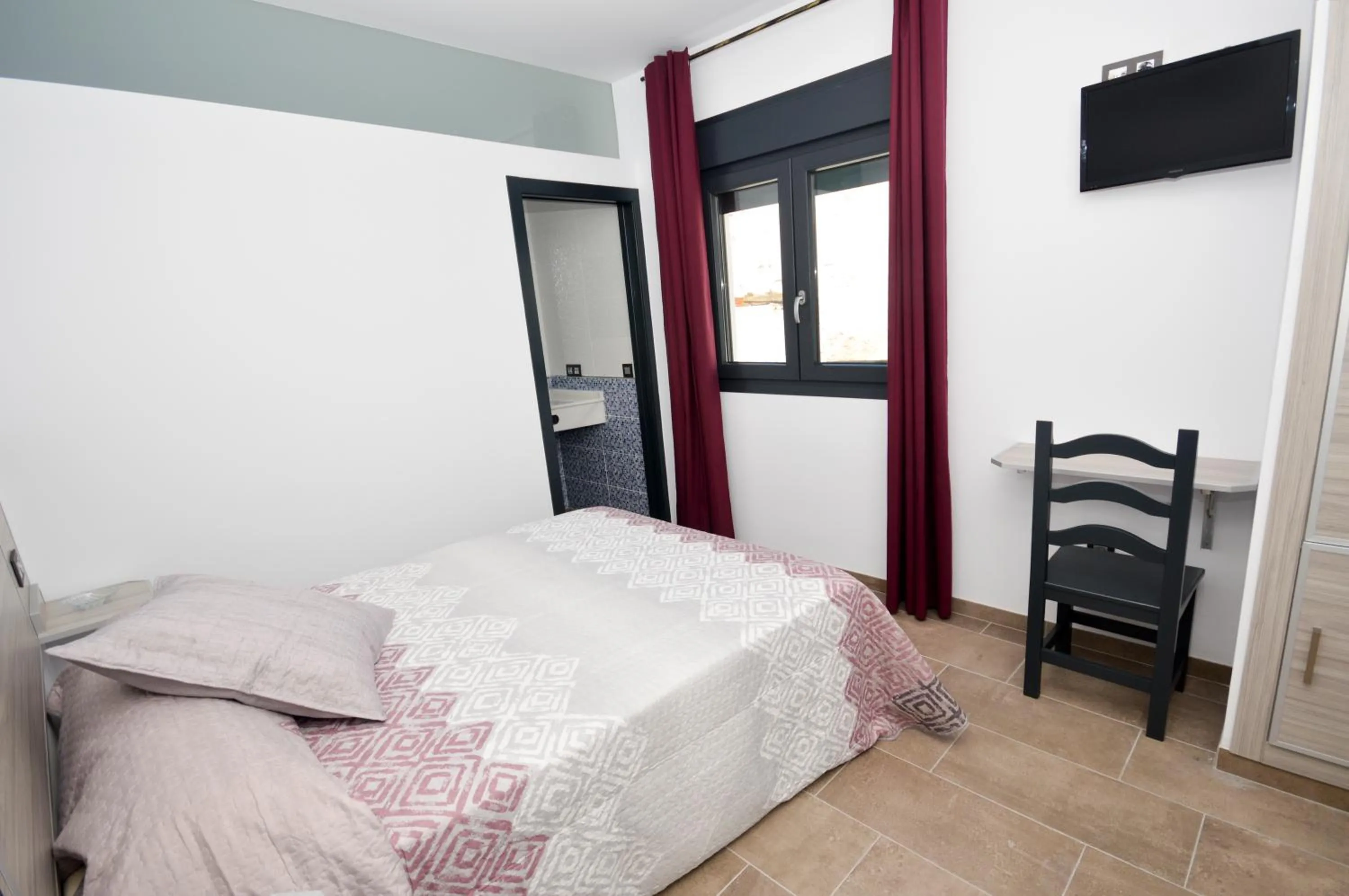 Bed in Hostal Maria Jose
