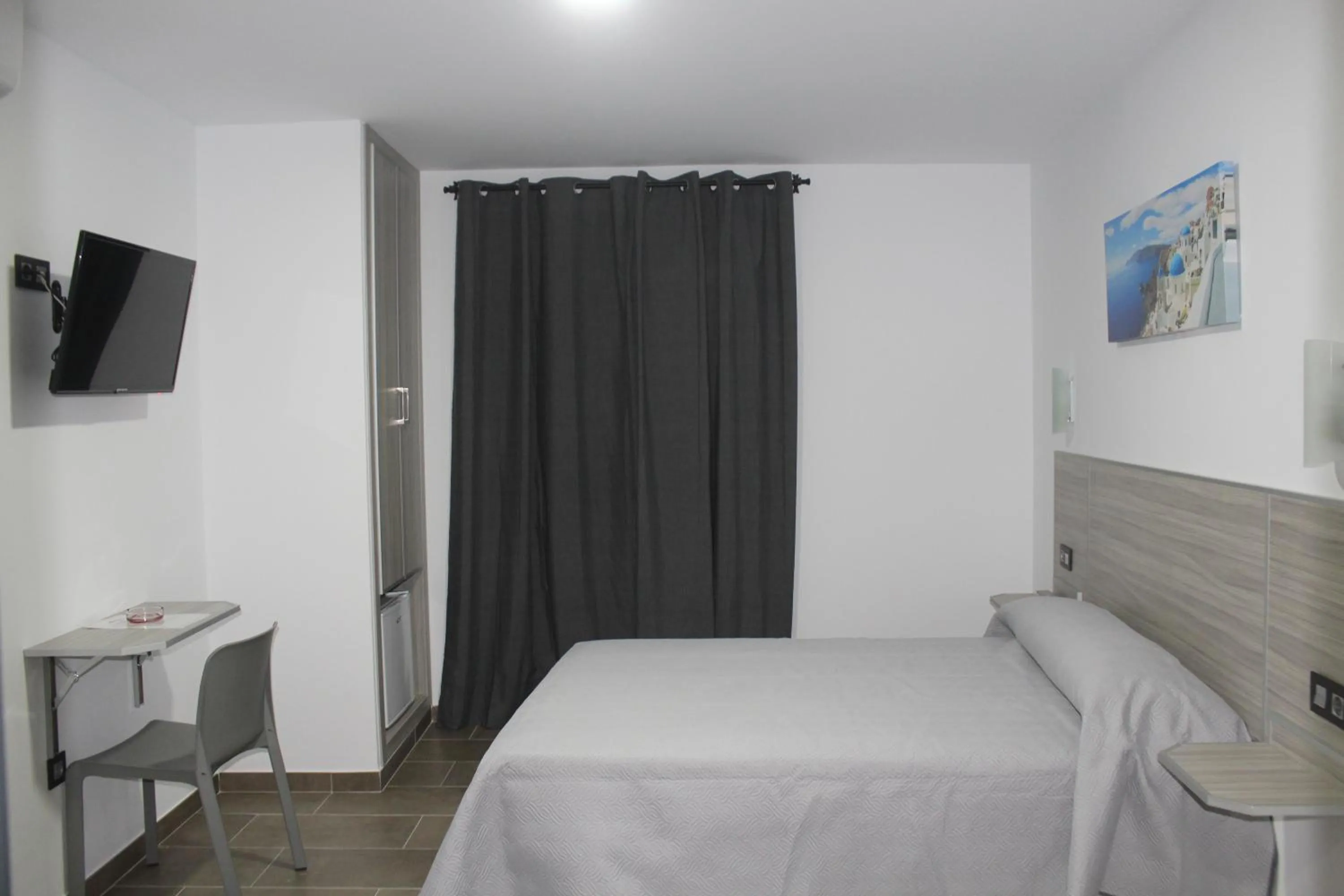 Bed in Hostal Maria Jose