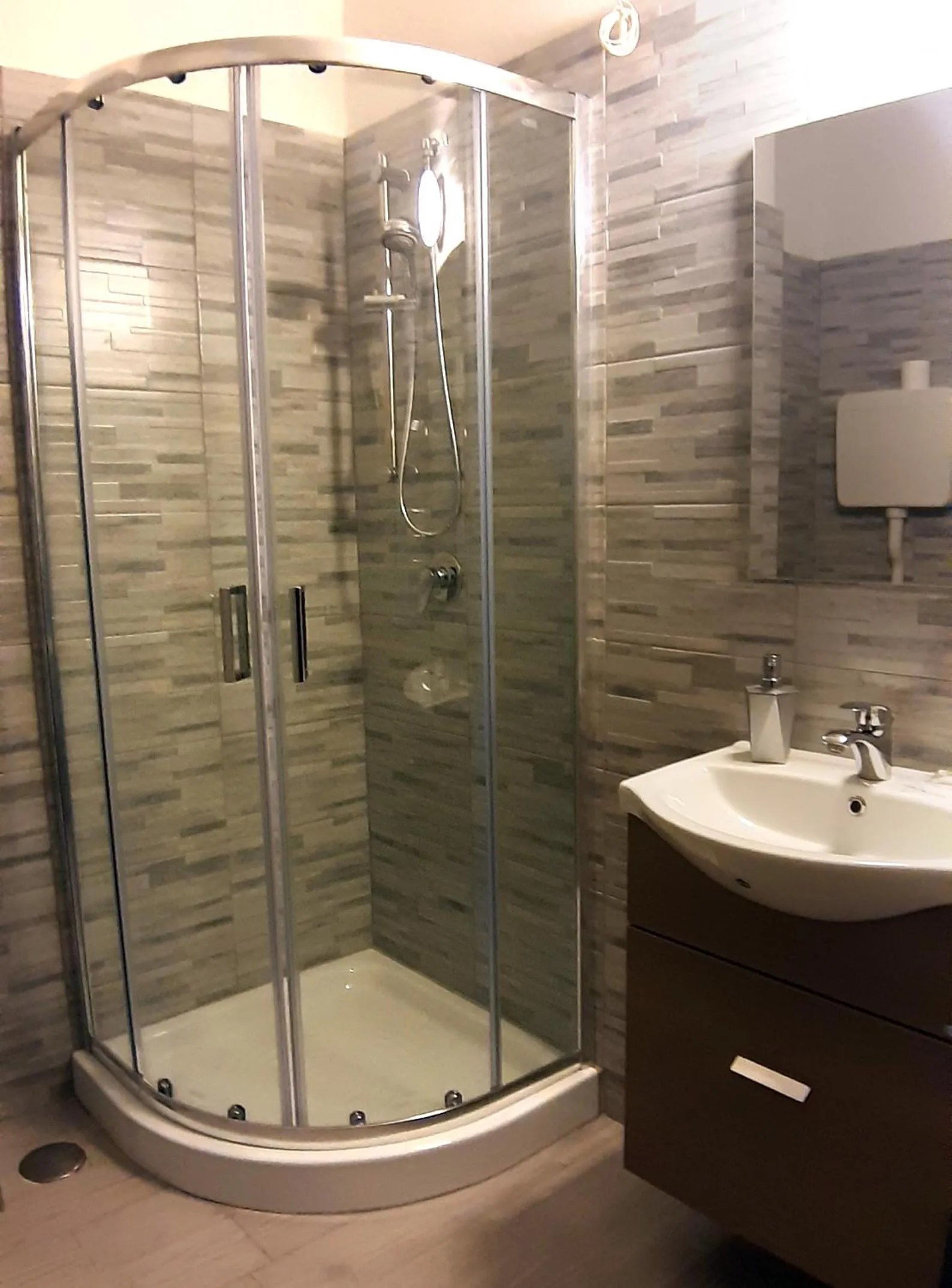 Bathroom in Hotel Provenza