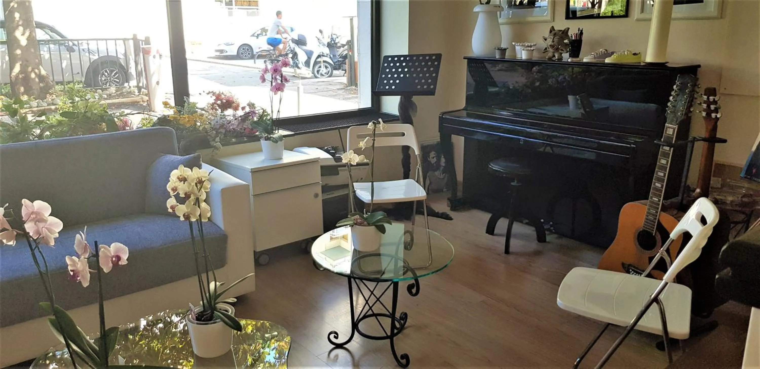 Communal lounge/ TV room in Hotel Provenza