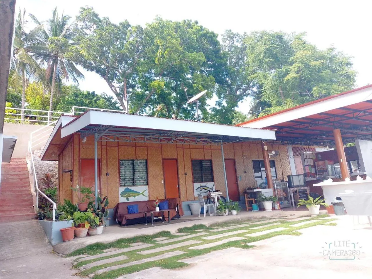Angler's Hub & Resort Oslob