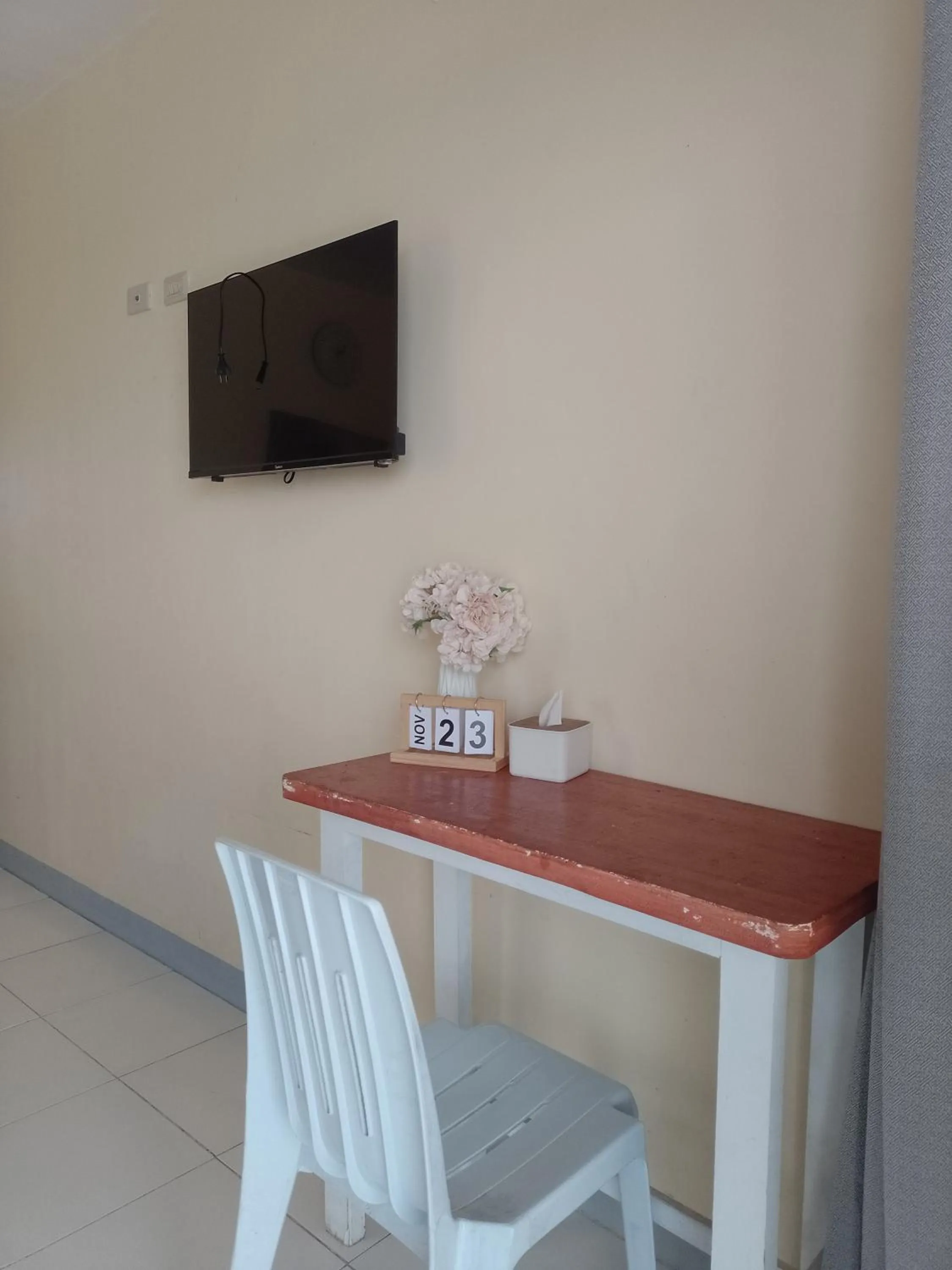 Angler's Hub & Resort Oslob