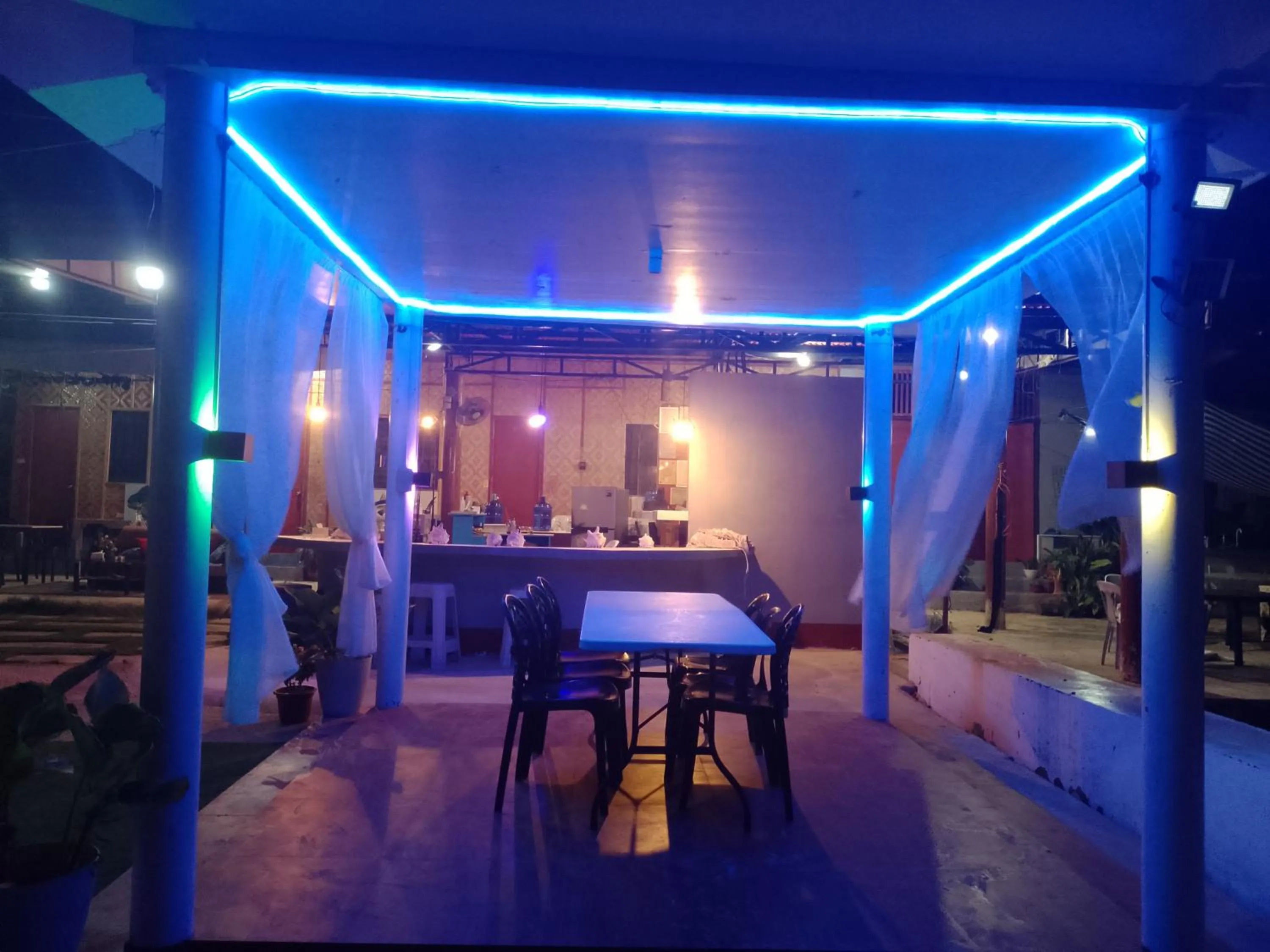 Angler's Hub & Resort Oslob