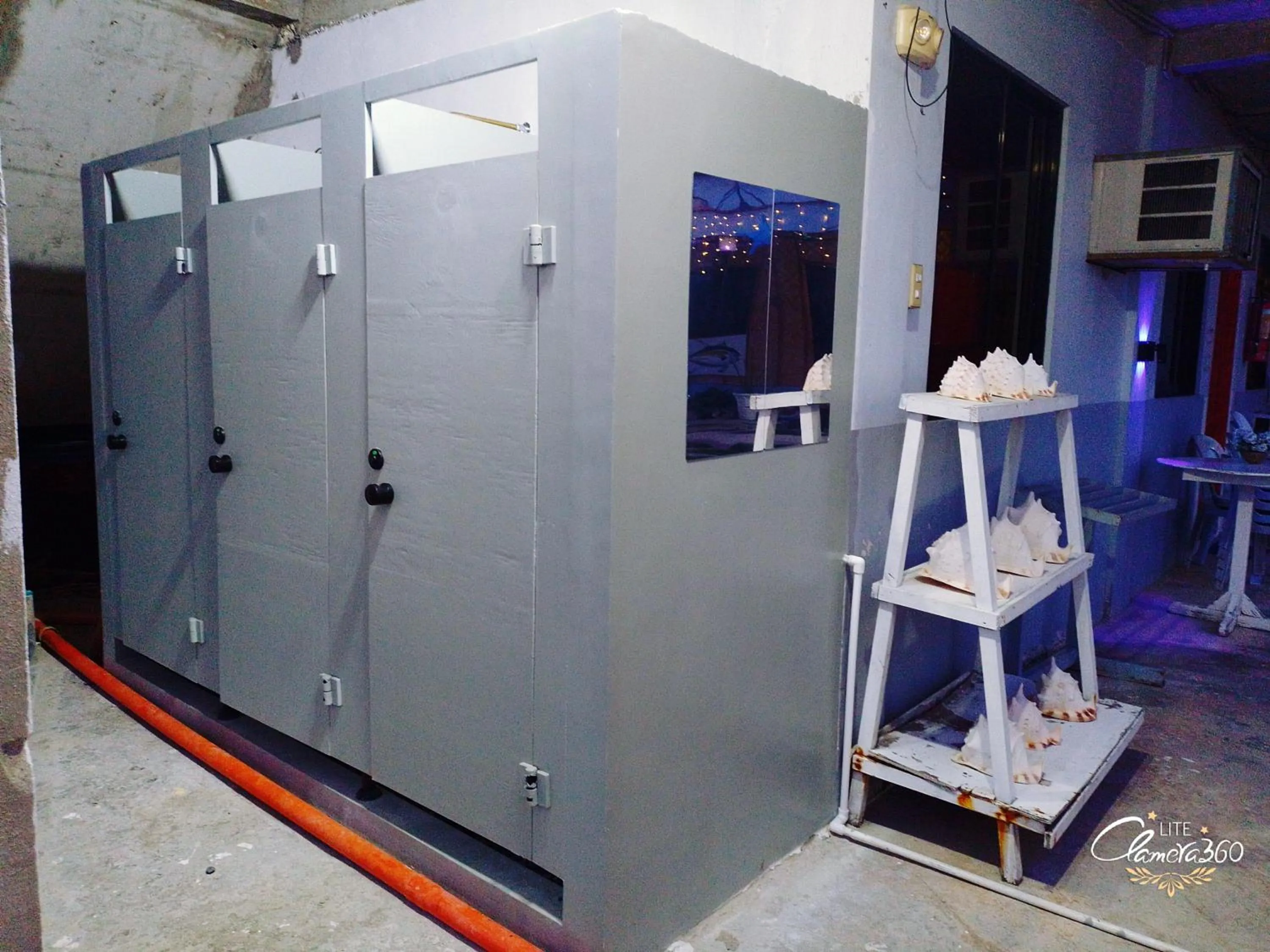 Angler's Hub & Resort Oslob