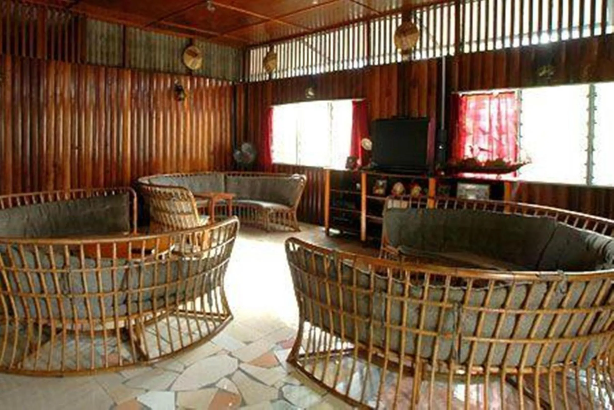Living room in Sepilok Jungle Resort