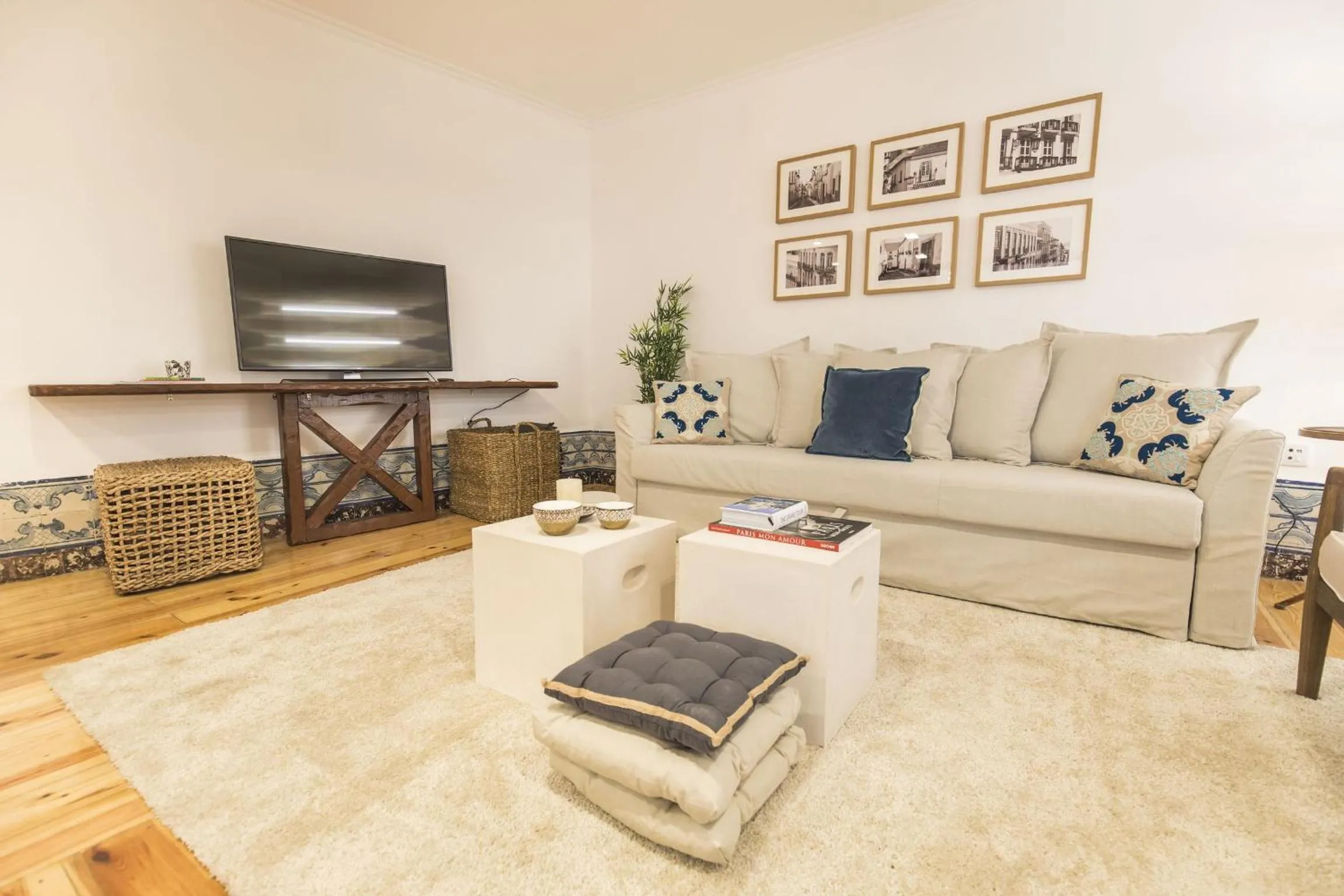 LovelyStay - Downtown Magnificent Flat