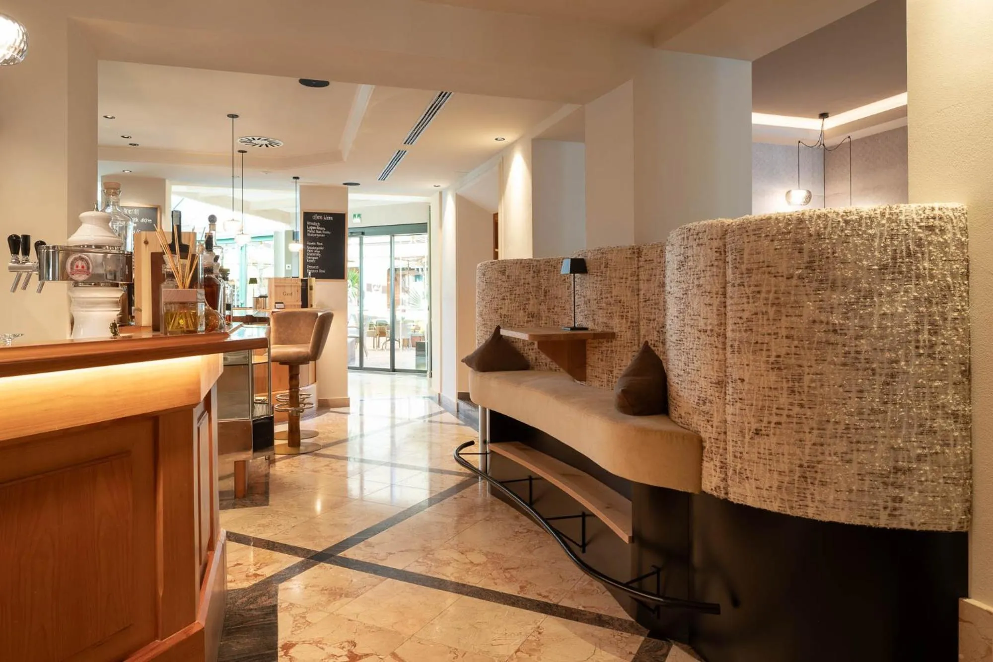 Lounge or bar in Hotel Burggräflerhof