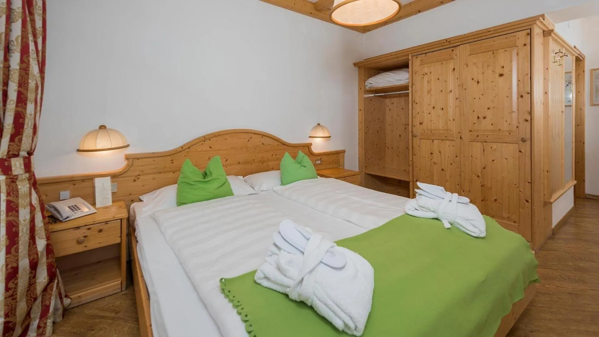 Bedroom, Bed in Hotel B&B Andreas