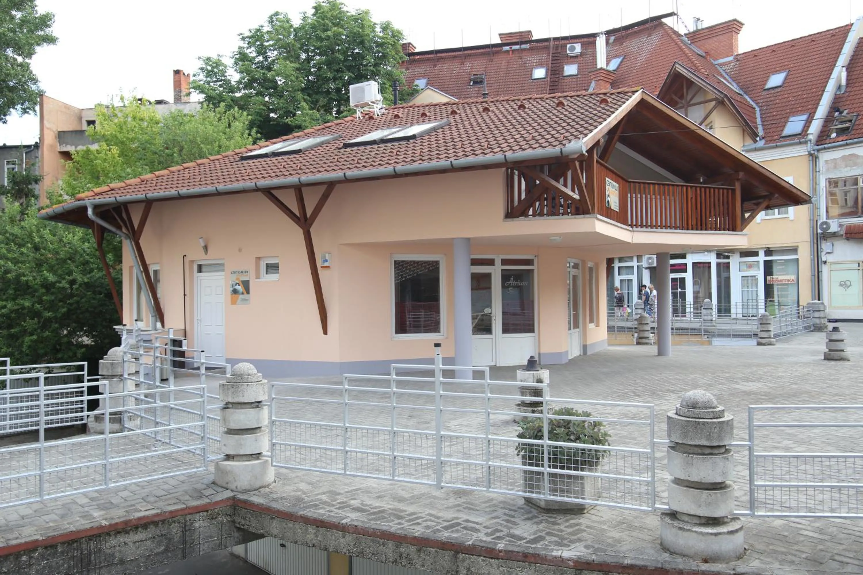 Facade/entrance in Centrum Lux Apartman