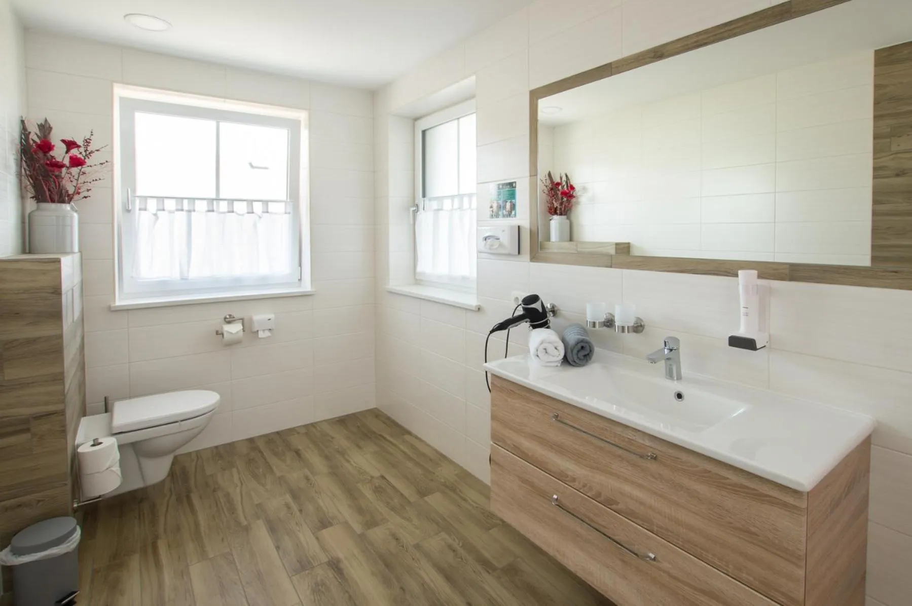 Shower in Ferienhof HINTERSTRASSER