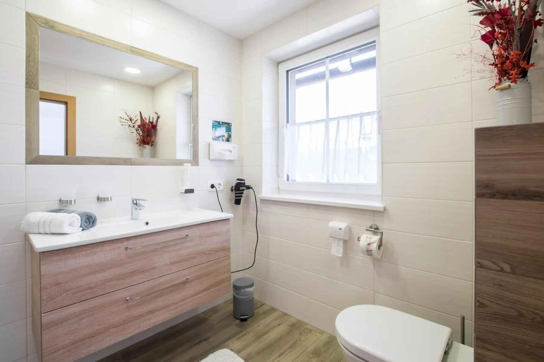 Shower in Ferienhof HINTERSTRASSER