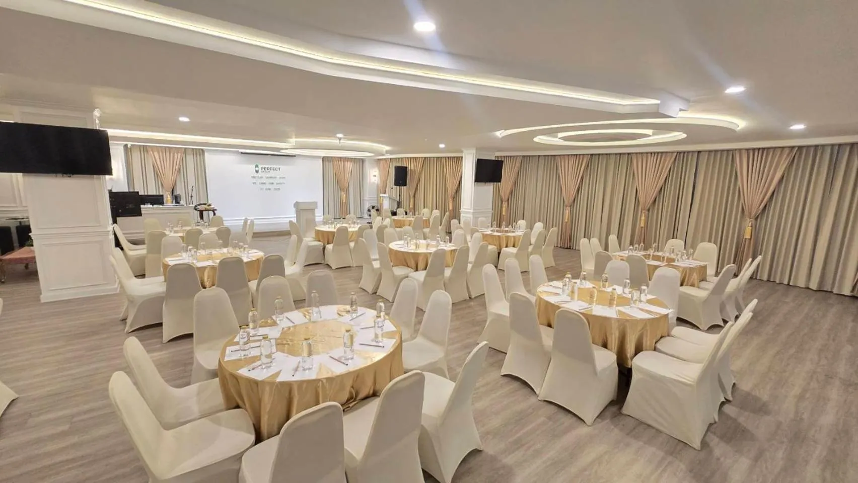 Meeting/conference room in Grand Tara Garden Thai Hotel