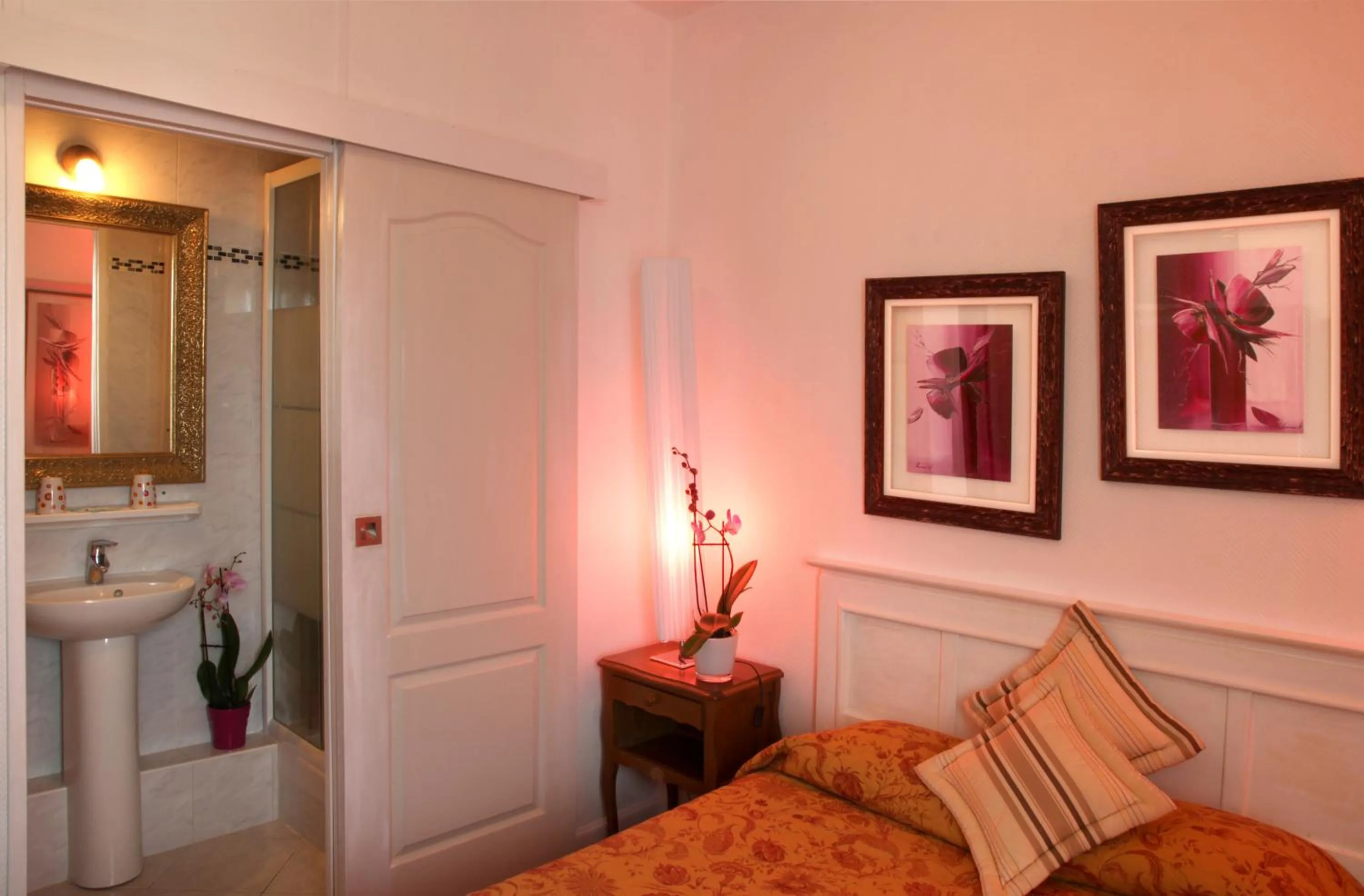 Decorative detail in Castel De Siam