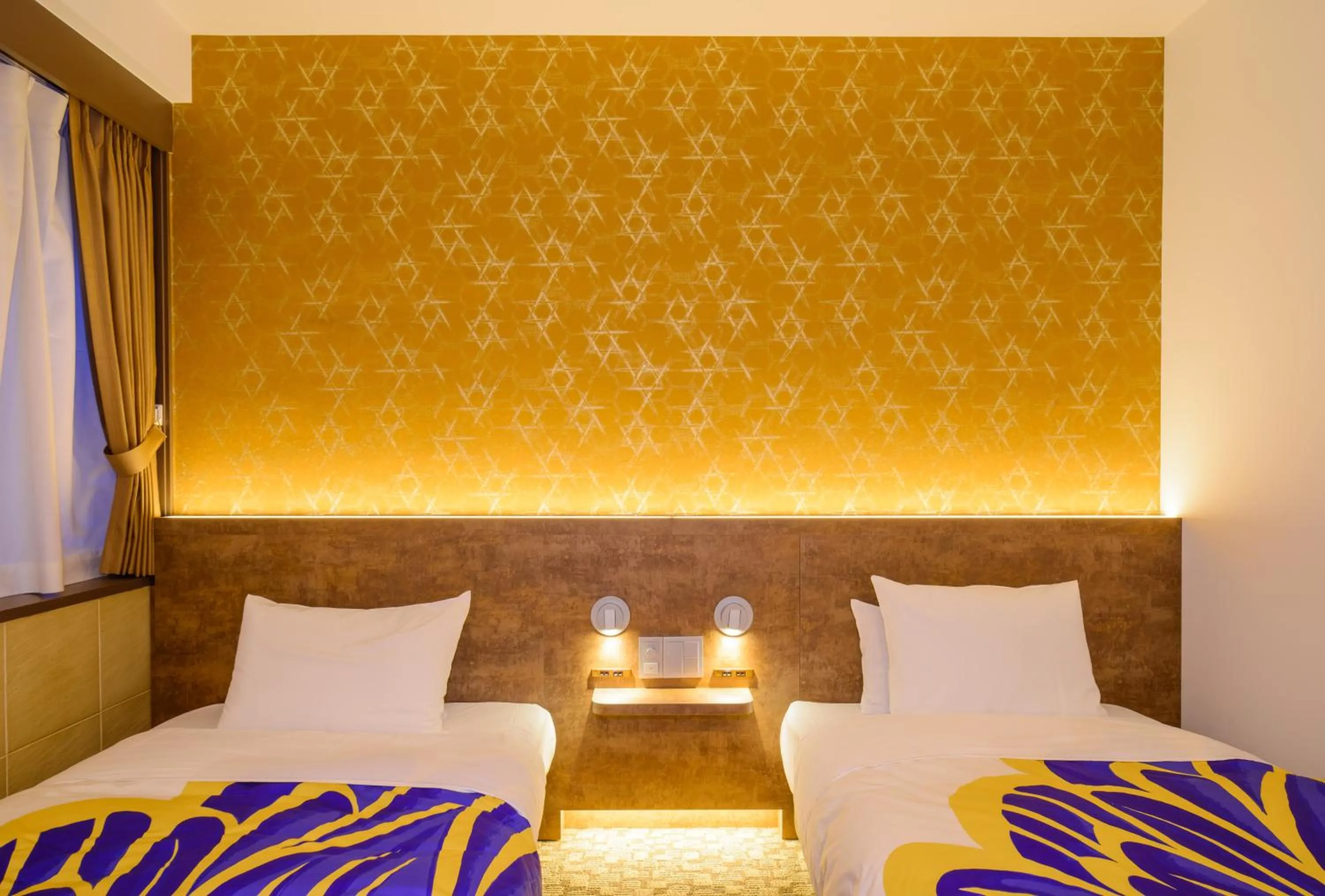 Bedroom, Bed in Kyoto Travellers Inn