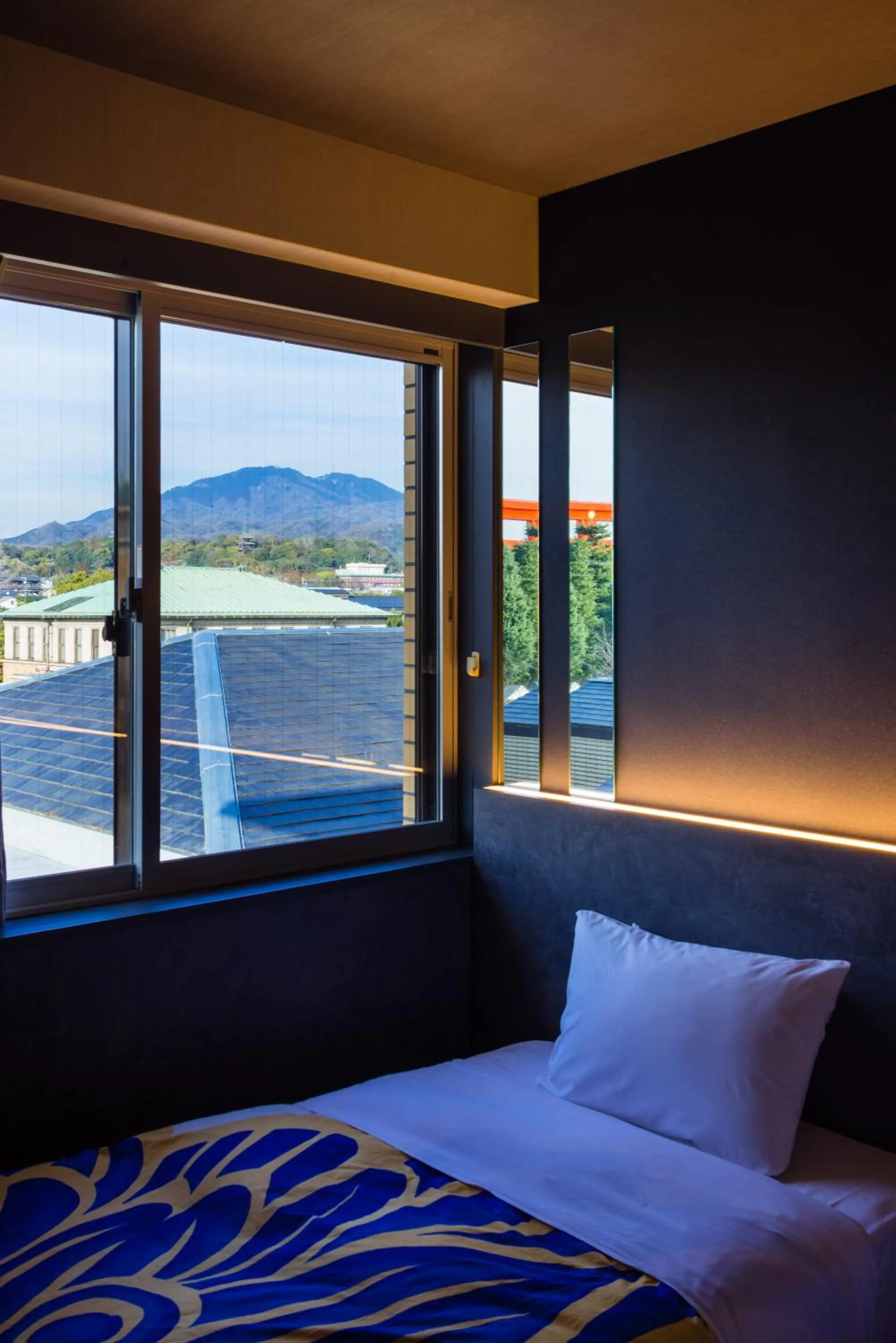 Bedroom, Bed in Kyoto Travellers Inn