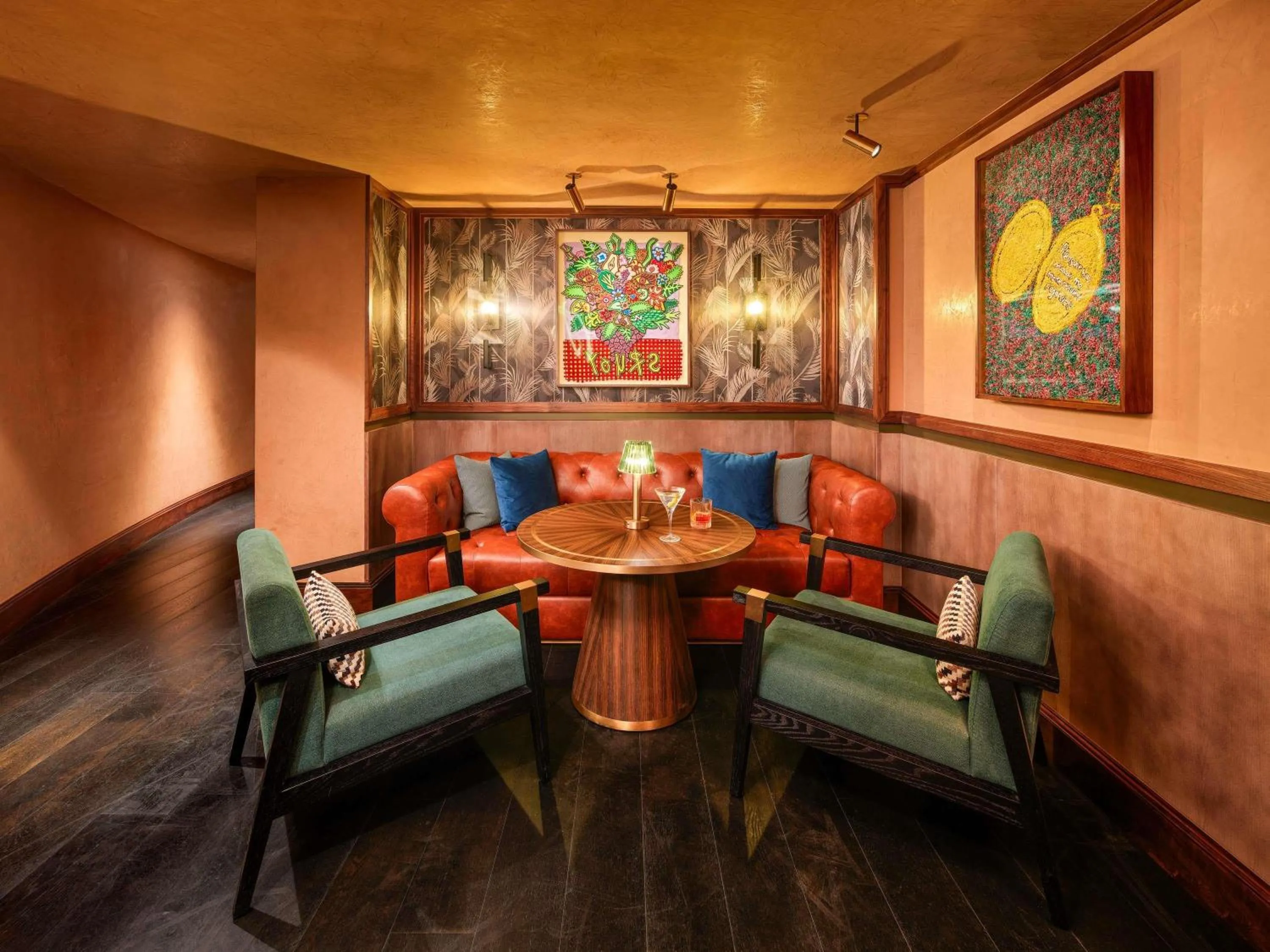 Lounge or bar in Cape Grace, A Fairmont Managed Hotel