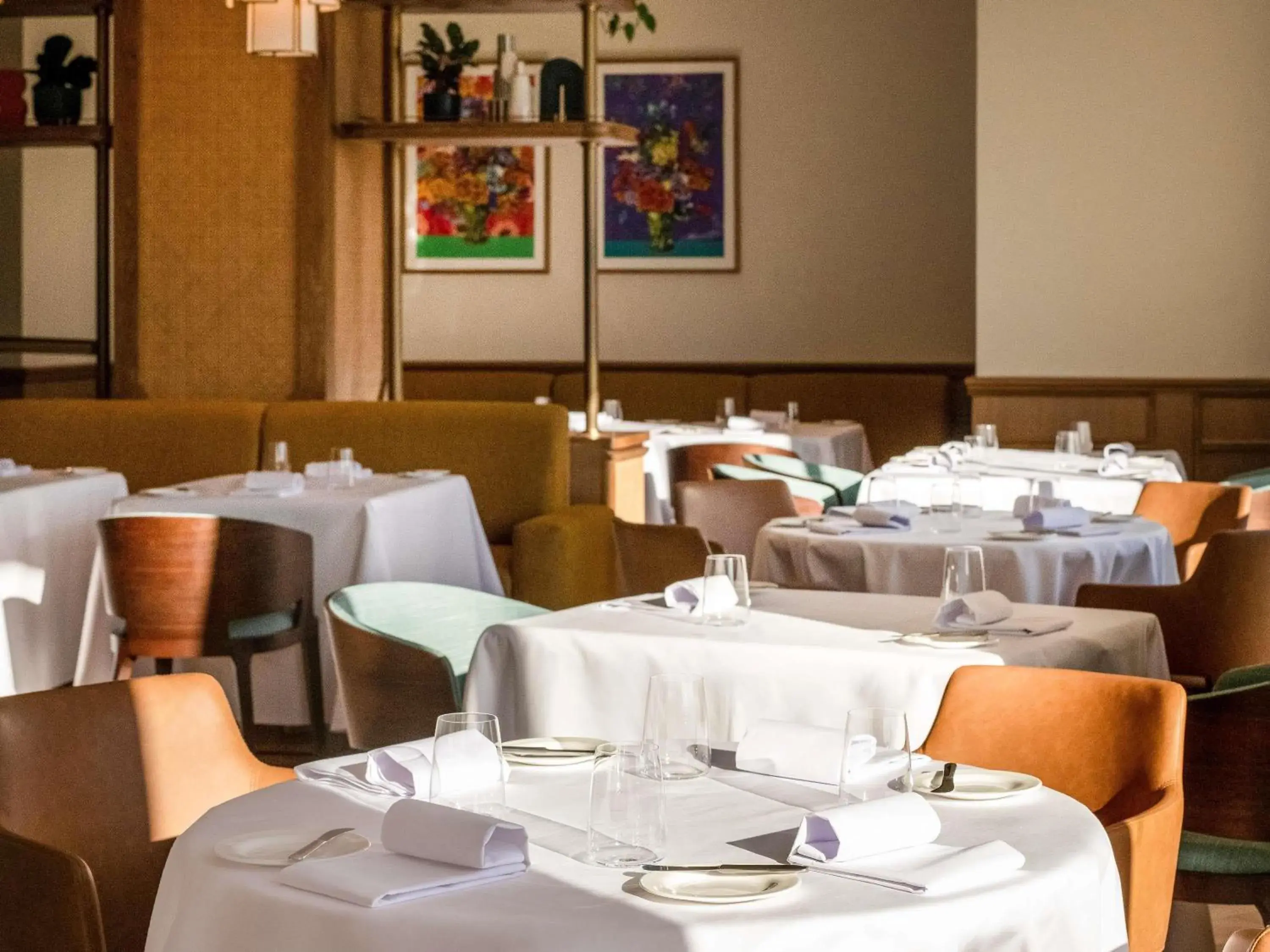 Restaurant/places to eat in Cape Grace, A Fairmont Managed Hotel Restaurant/places to eat in Cape Grace, A Fairmont Managed Hotel