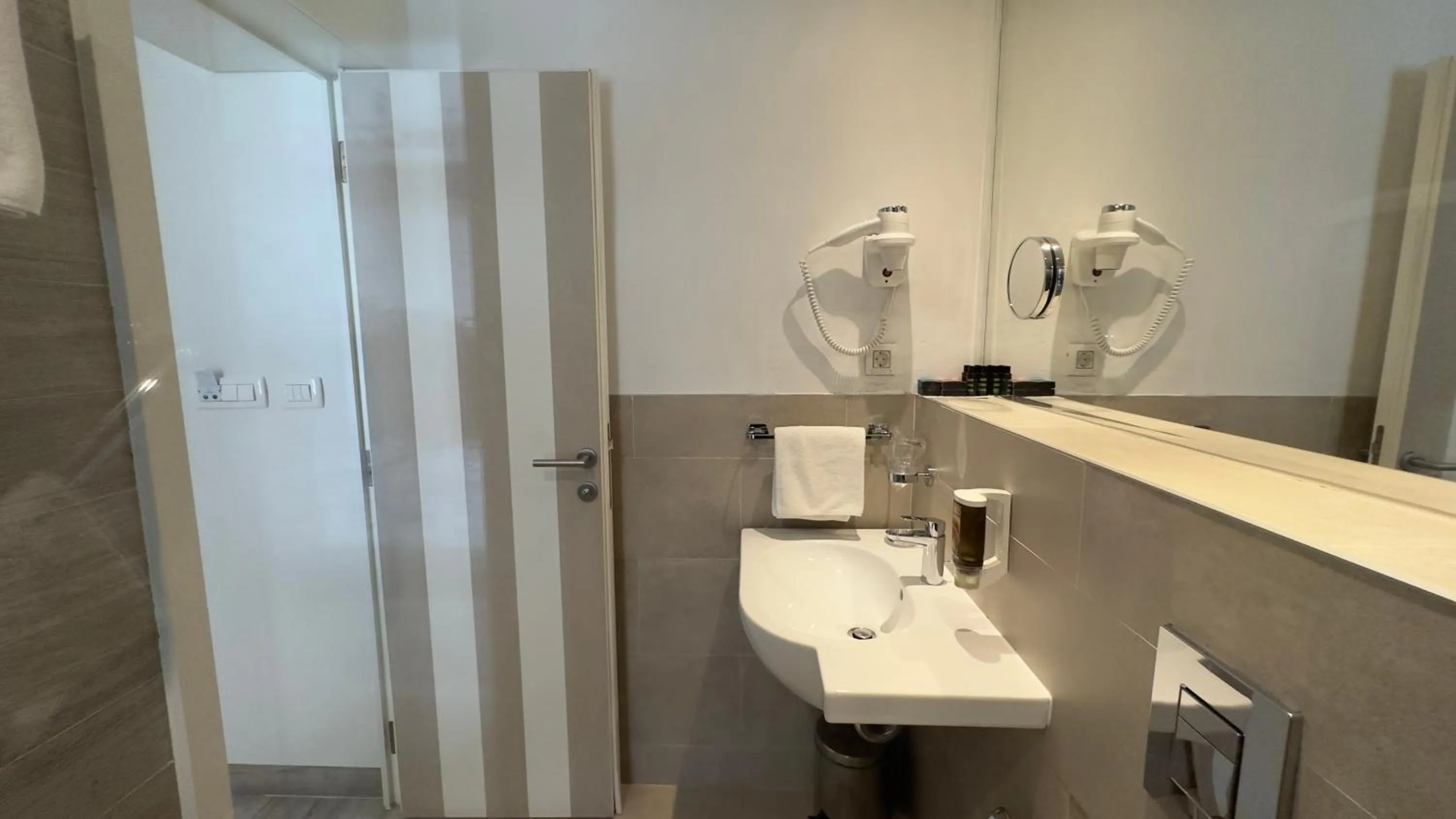 Bathroom in Hotel Aleksandar