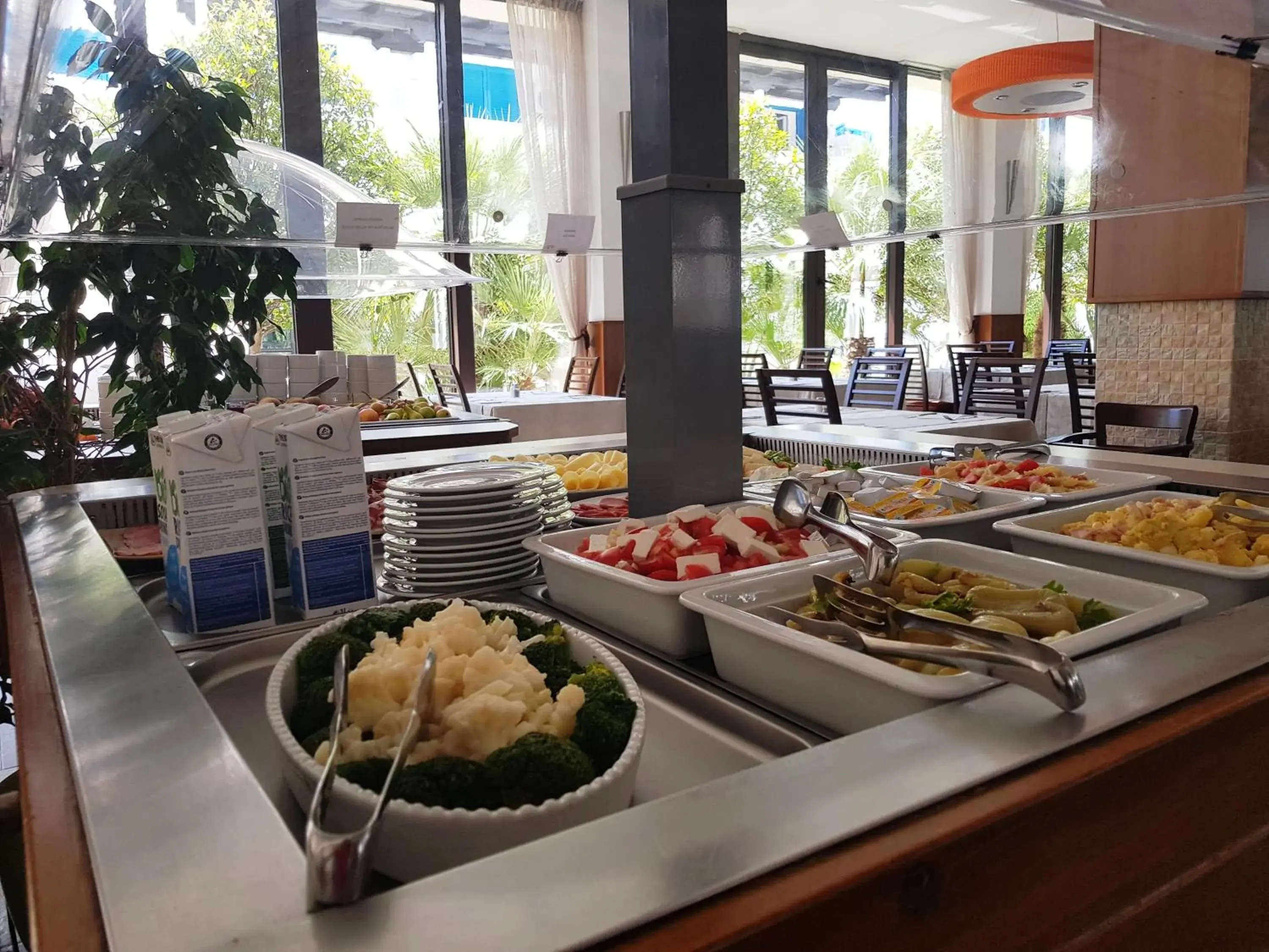 Food and drinks in Hotel Aleksandar Food and drinks in Hotel Aleksandar