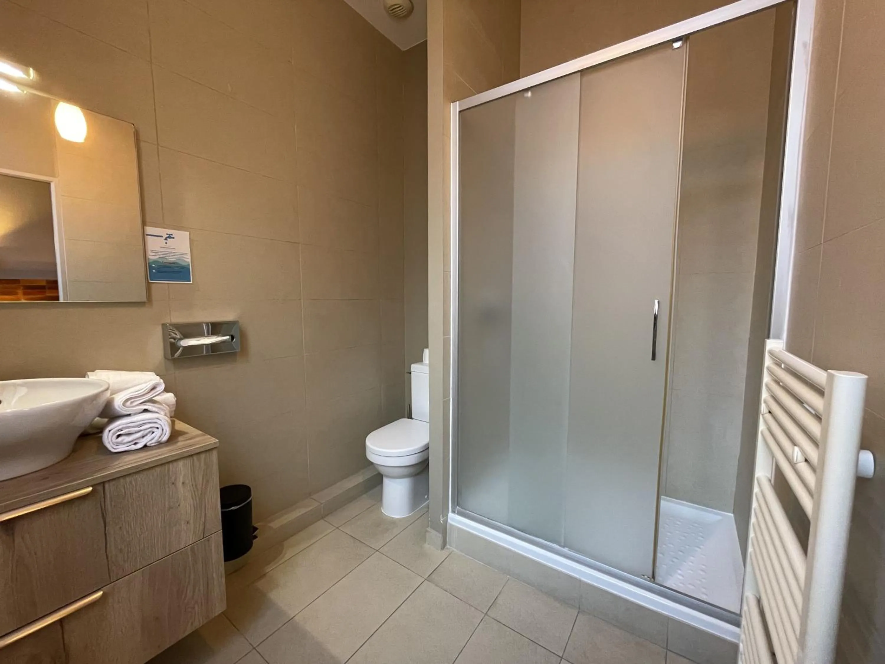 Bathroom in Hôtel De Paris