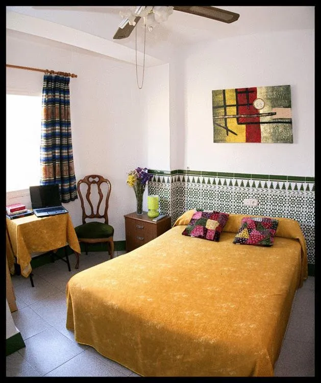 Photo of the whole room, Bed in Hostal Estación