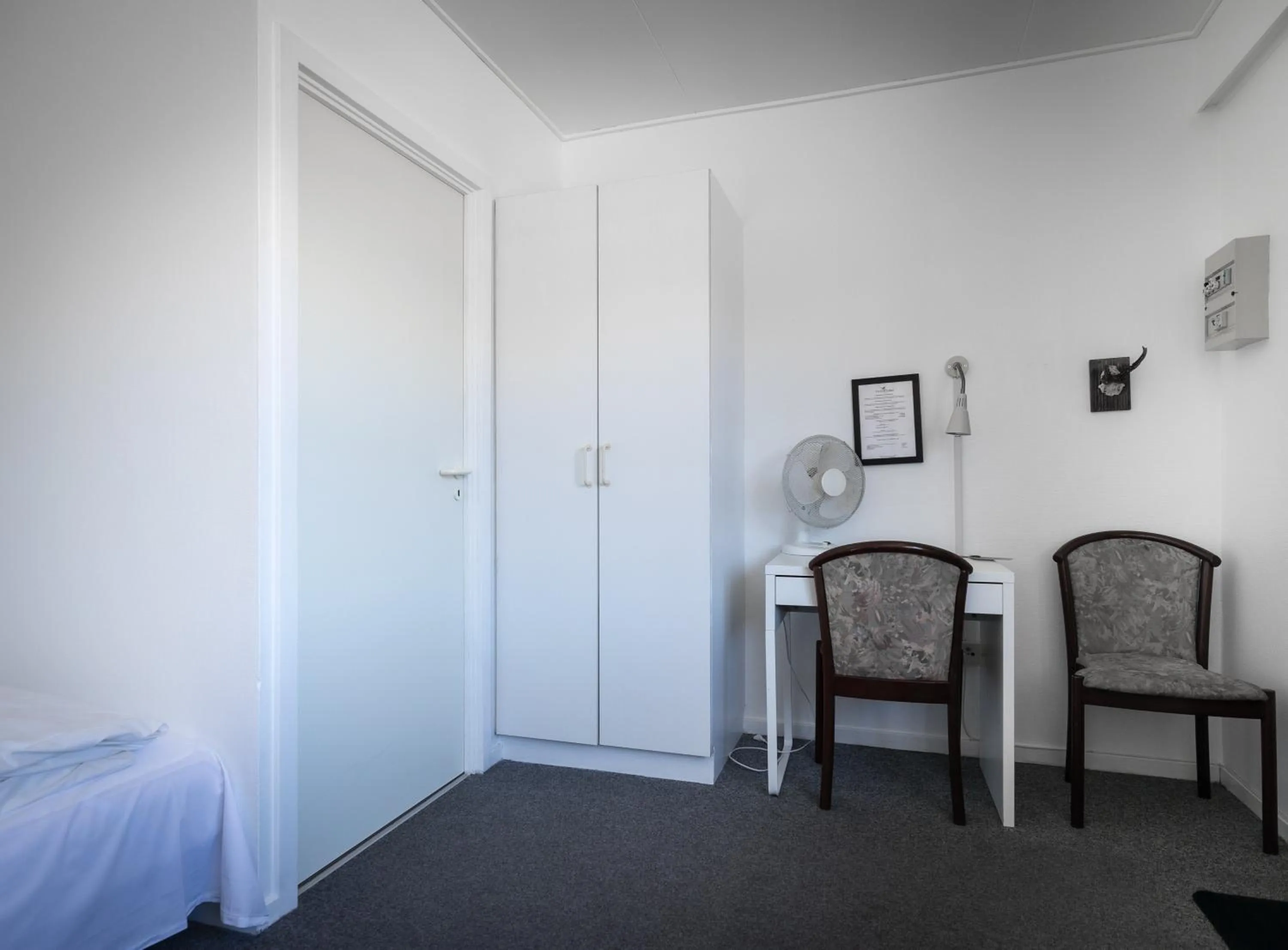 Photo of the whole room, Bed in Tylstrup Kro og Motel