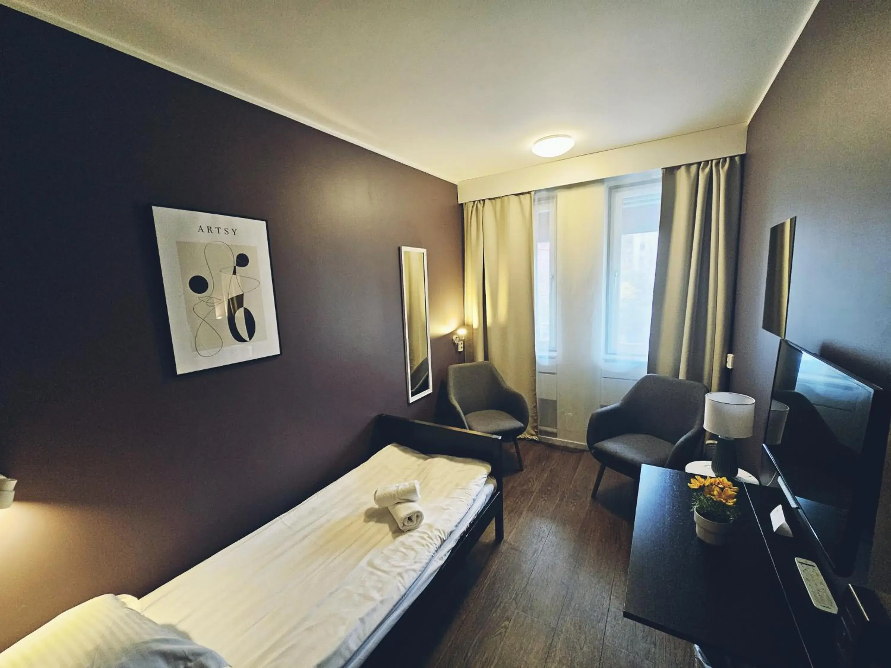 Single Room with Private Bathroom Outside Room in Hall in Lidingö Arena Hotel Single Room with Private Bathroom Outside Room in Hall in Lidingö Arena Hotel