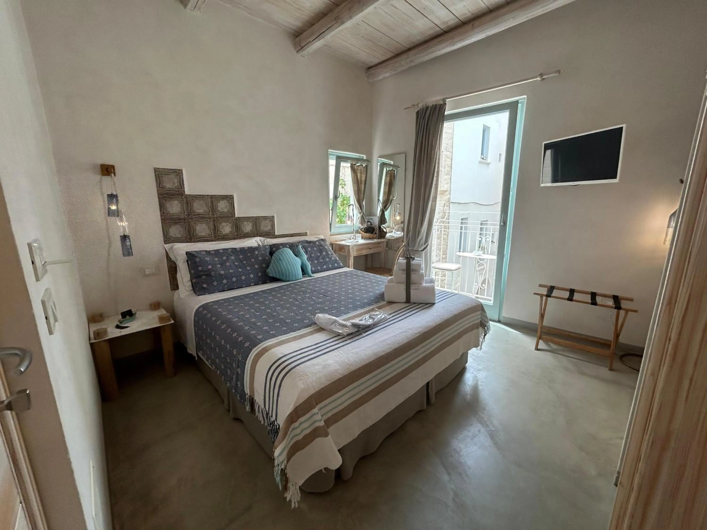 Balcony/Terrace, Bed in Trame - La Naca sul Porto