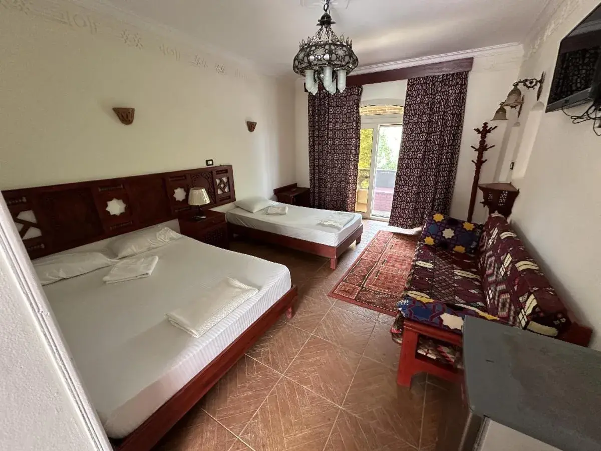 Deluxe Family Room in Ali Baba Hotel Deluxe Family Room in Ali Baba Hotel
