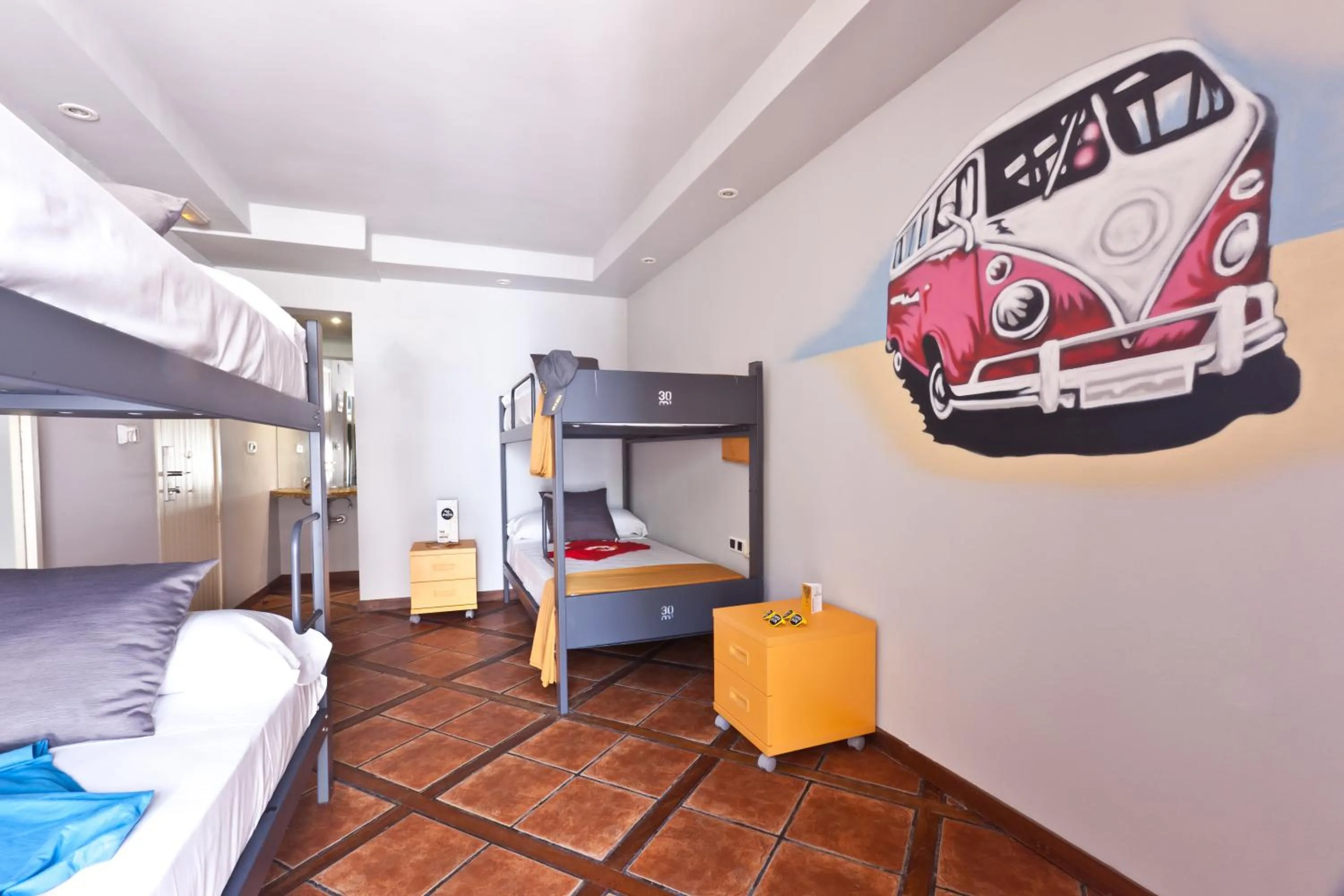Property building, Bed in Ryans La Marina