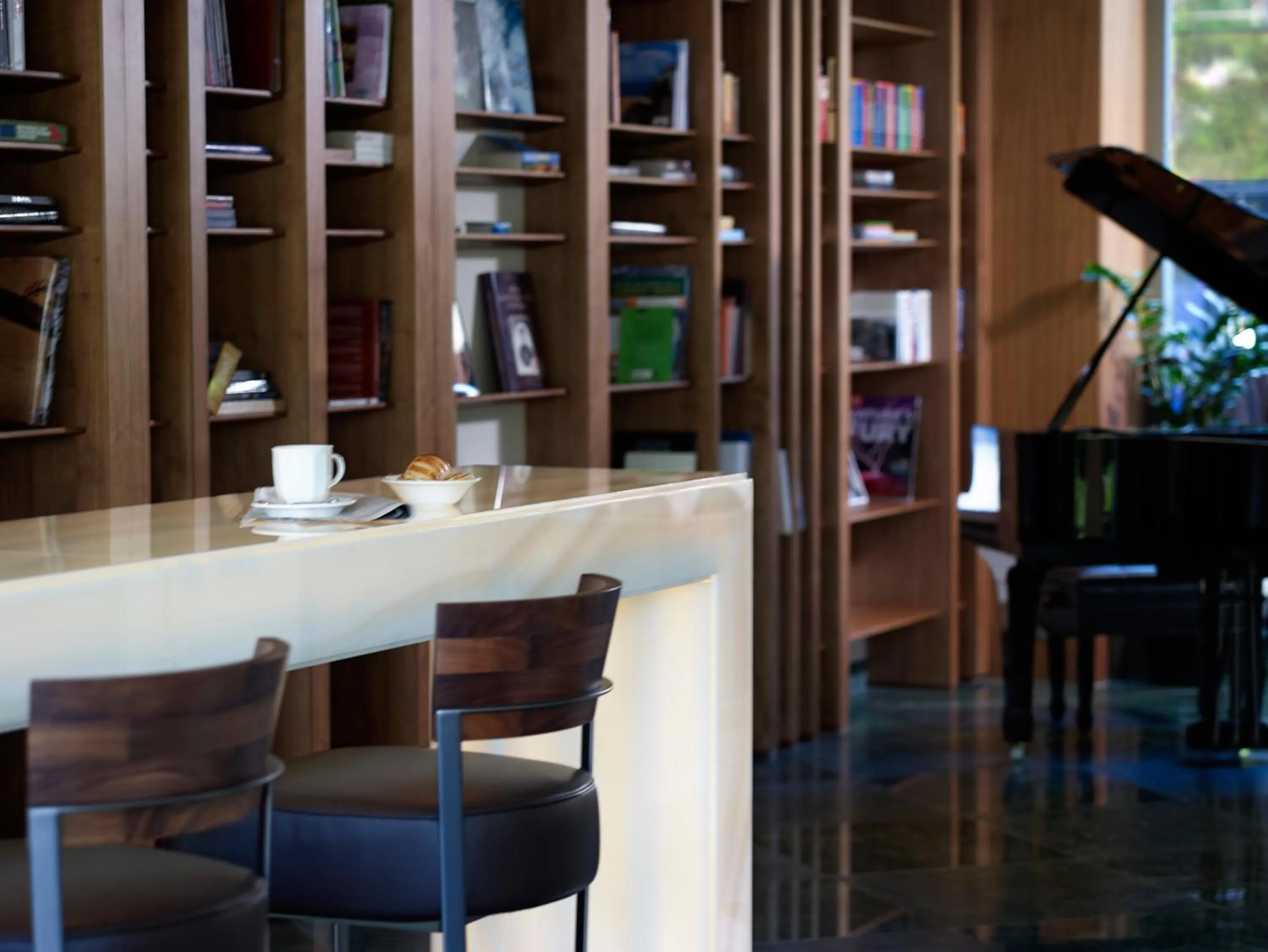 Lounge or bar in Samaria Hotel