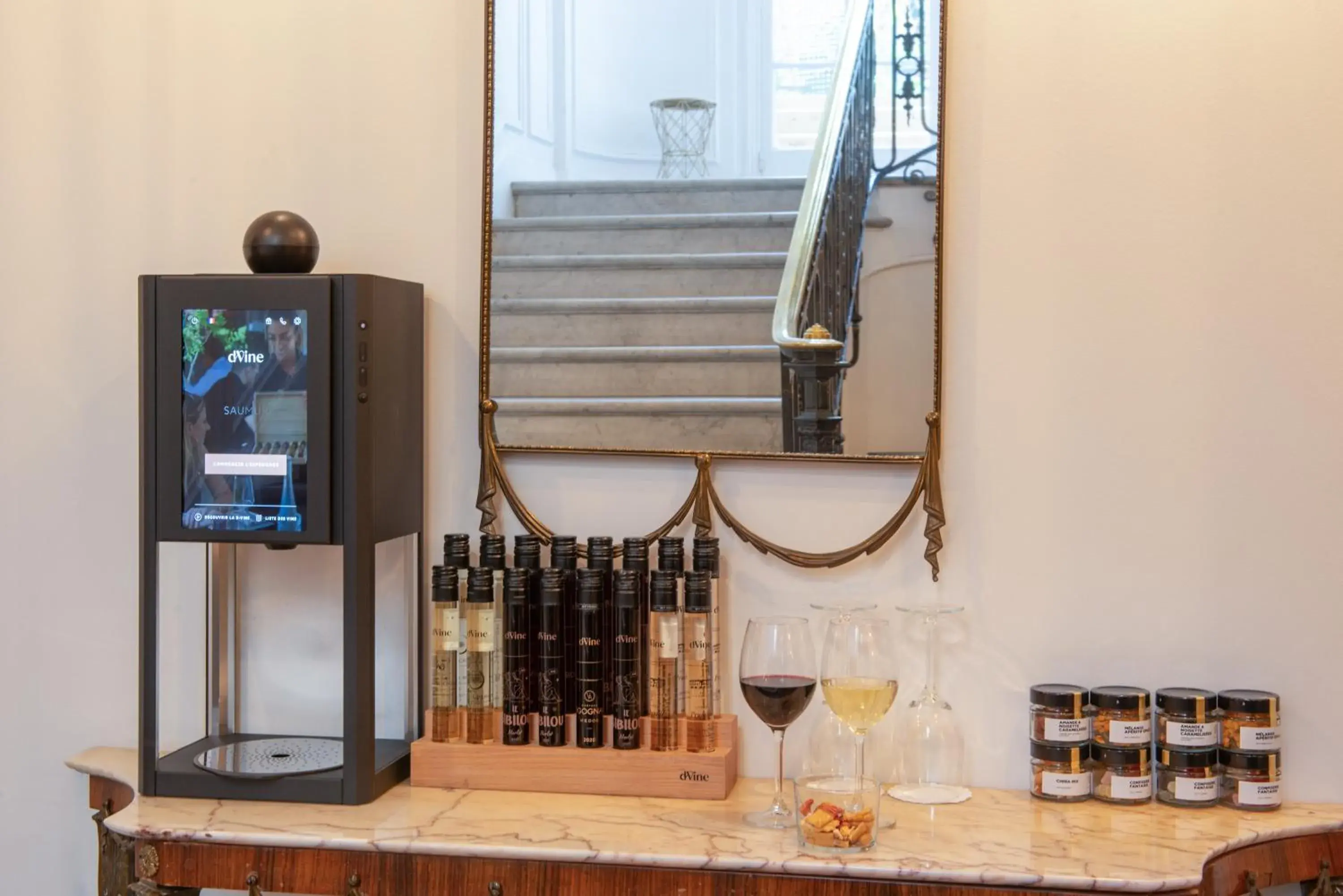 Lobby or reception in Hôtel Helzear Etoile Lobby or reception in Hôtel Helzear Etoile