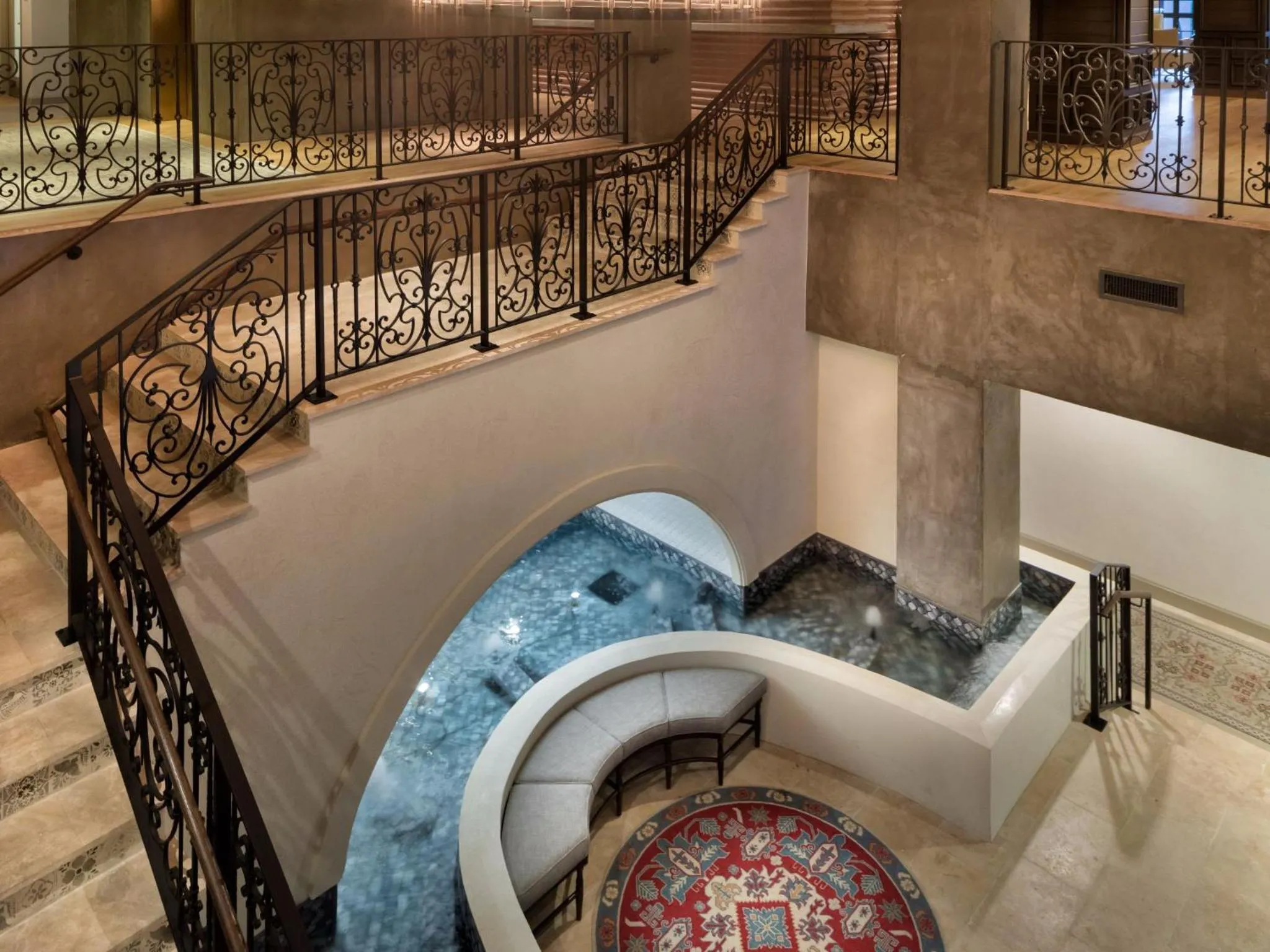 Decorative detail in Hotel Valencia Riverwalk