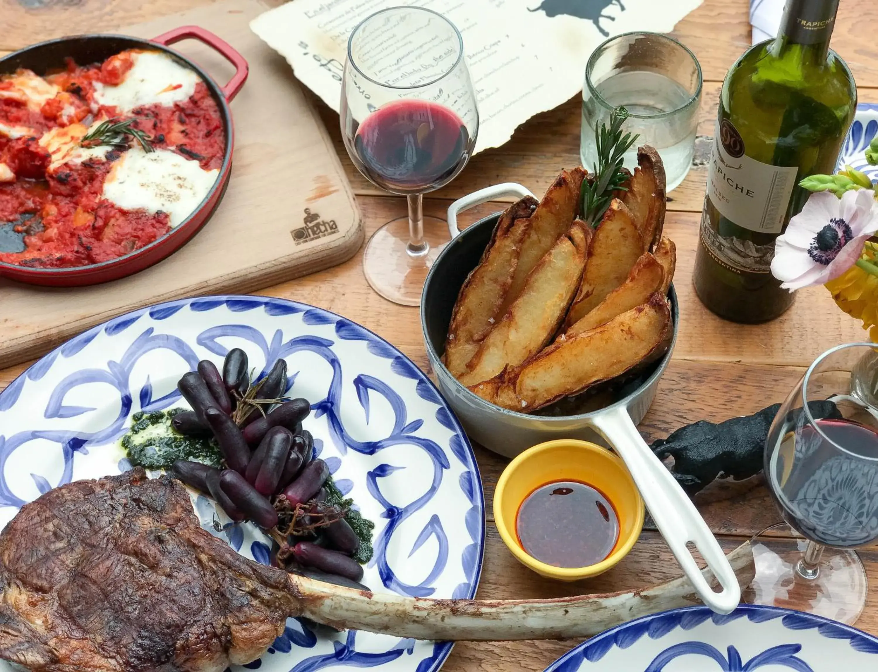 Restaurant/places to eat in Hotel Valencia Riverwalk Restaurant/places to eat in Hotel Valencia Riverwalk