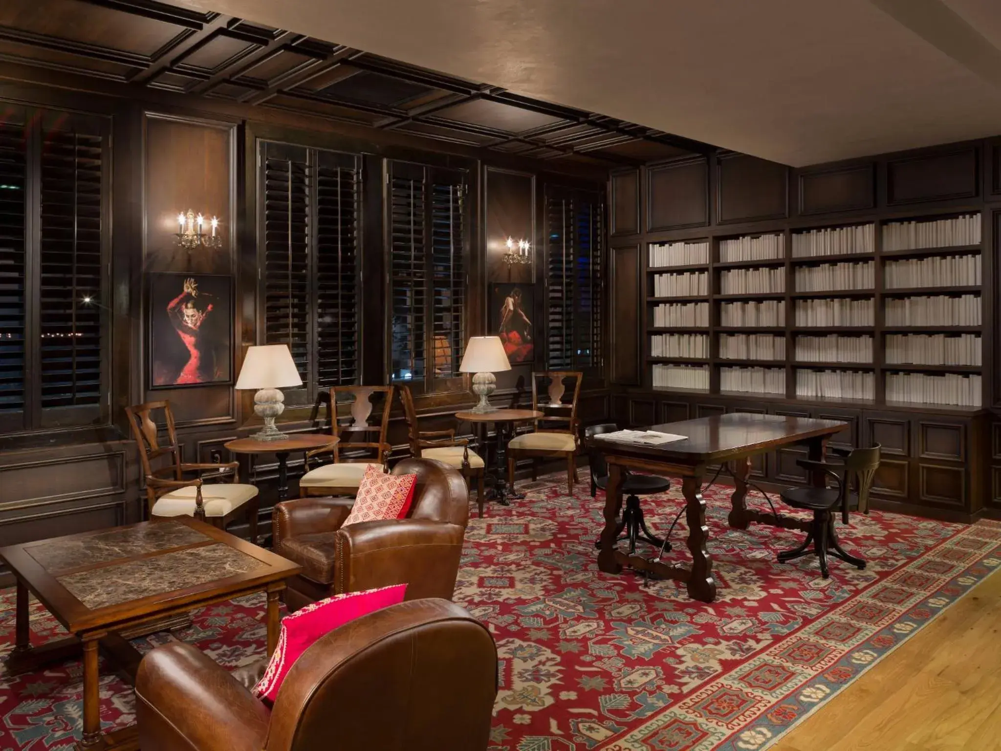 Lobby or reception in Hotel Valencia Riverwalk Lobby or reception in Hotel Valencia Riverwalk