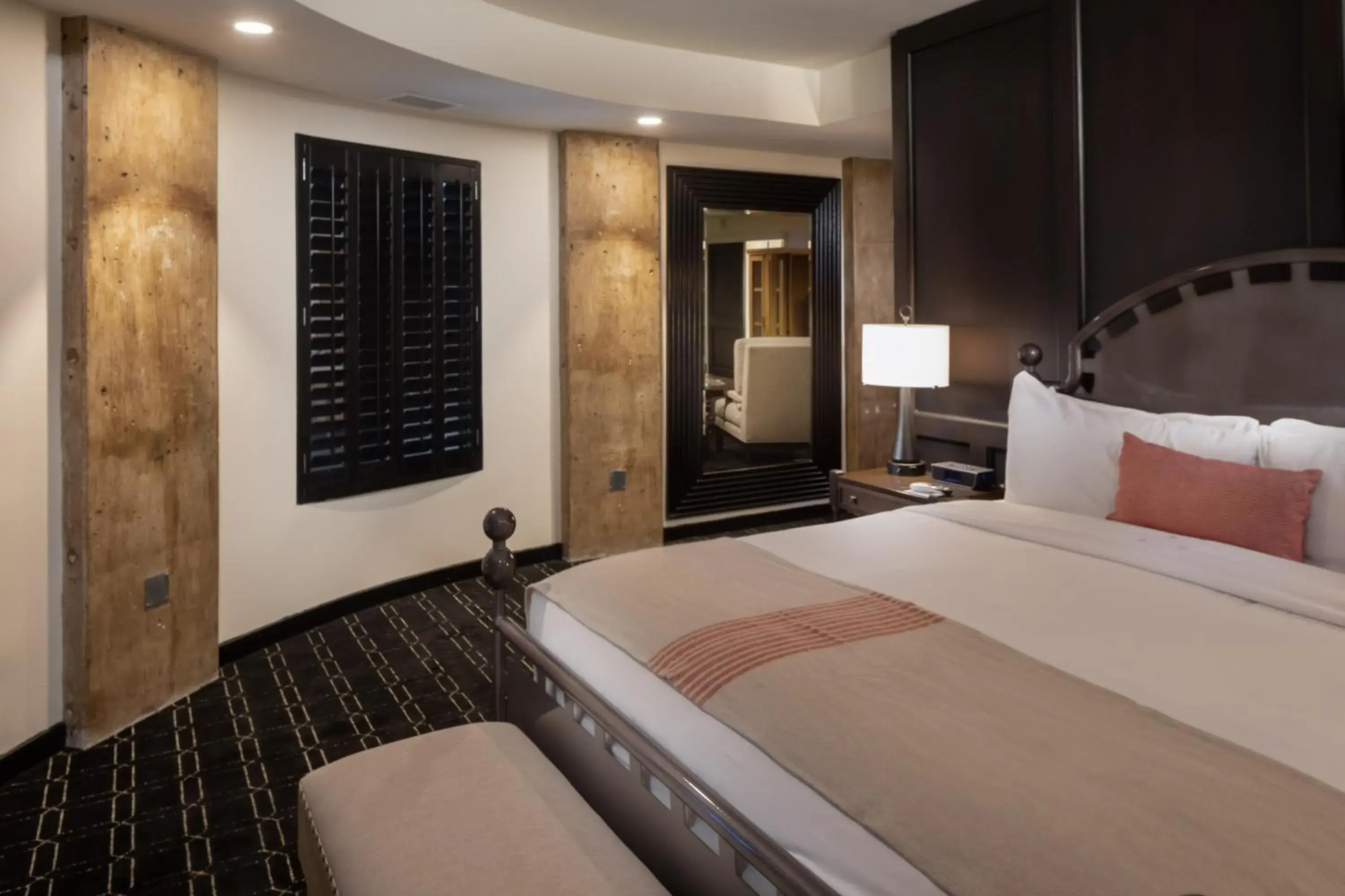 Bed in Hotel Valencia Riverwalk Bed in Hotel Valencia Riverwalk