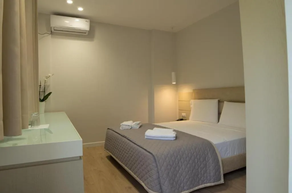 Bed in Hotel Vila Kalcuni Sarande