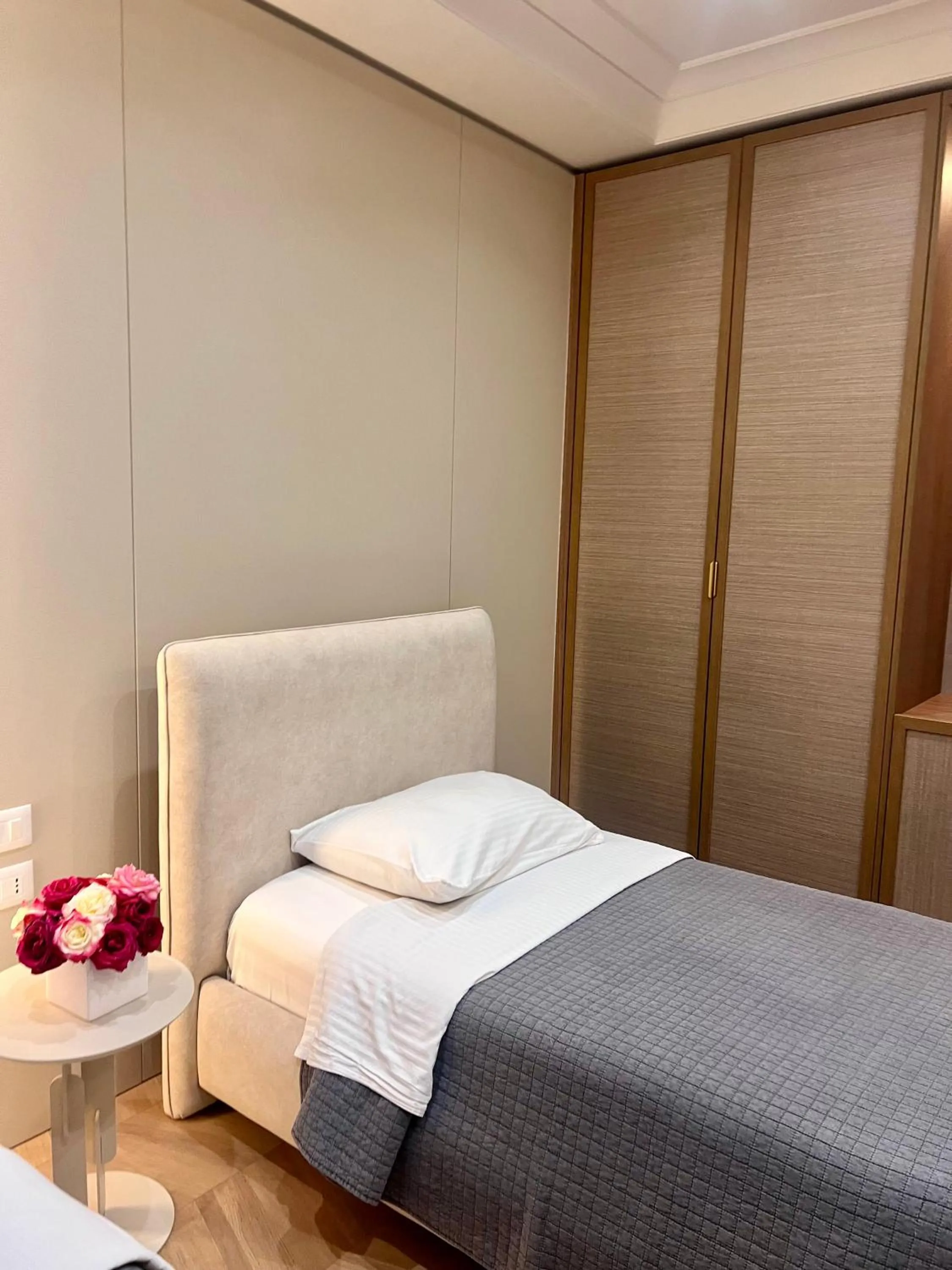 Bed in Hotel Vila Kalcuni Sarande