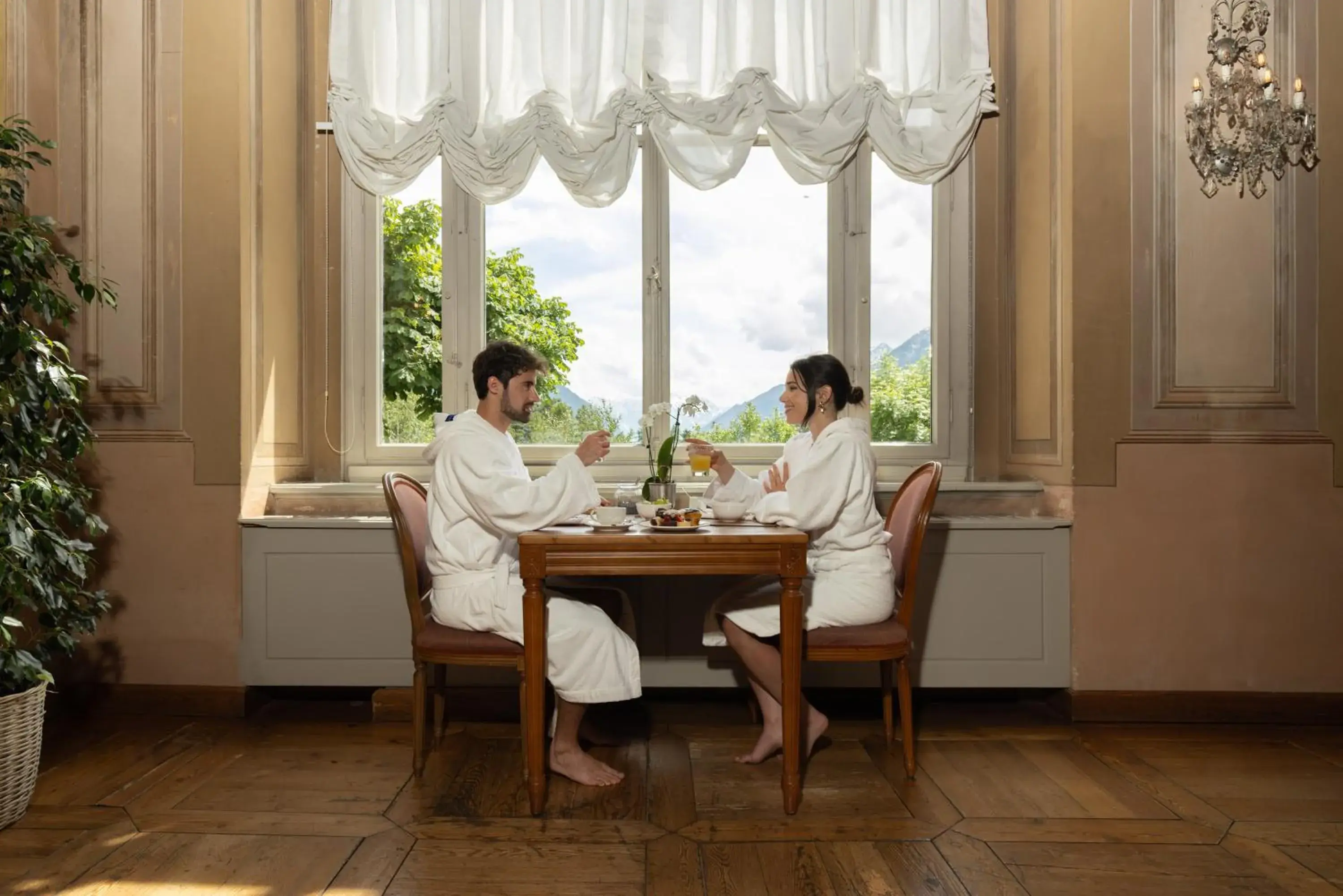 Restaurant/places to eat in QC Grand Hotel Bagni Nuovi Restaurant/places to eat in QC Grand Hotel Bagni Nuovi