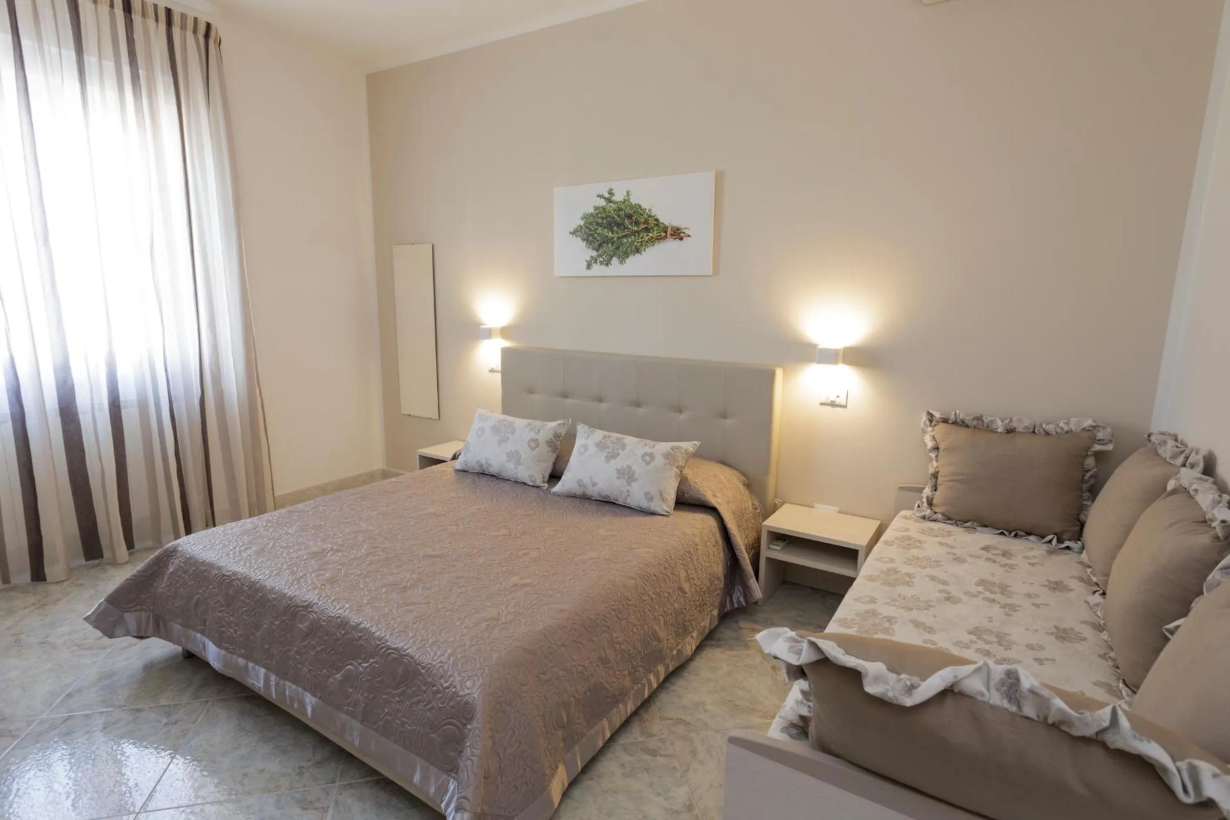 Photo of the whole room in Innsud