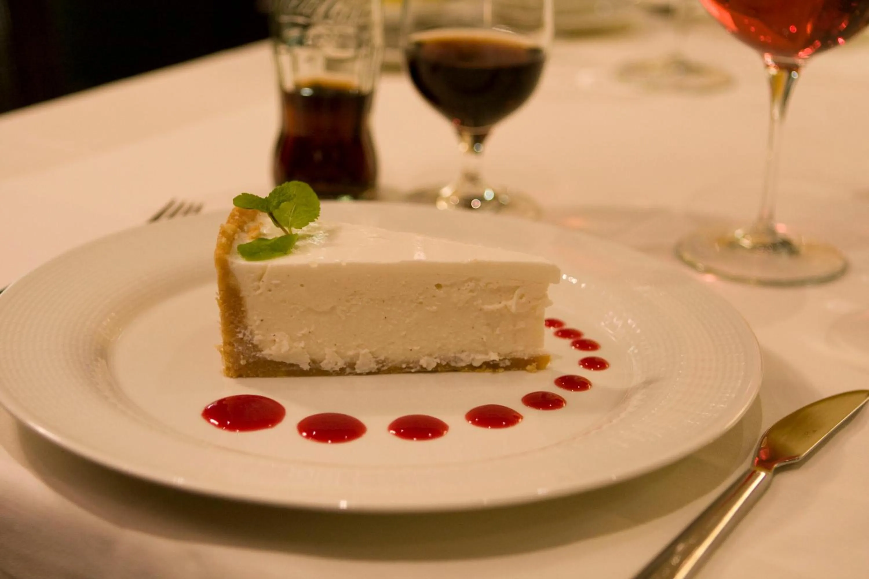 Food and drinks in Hotel Avance