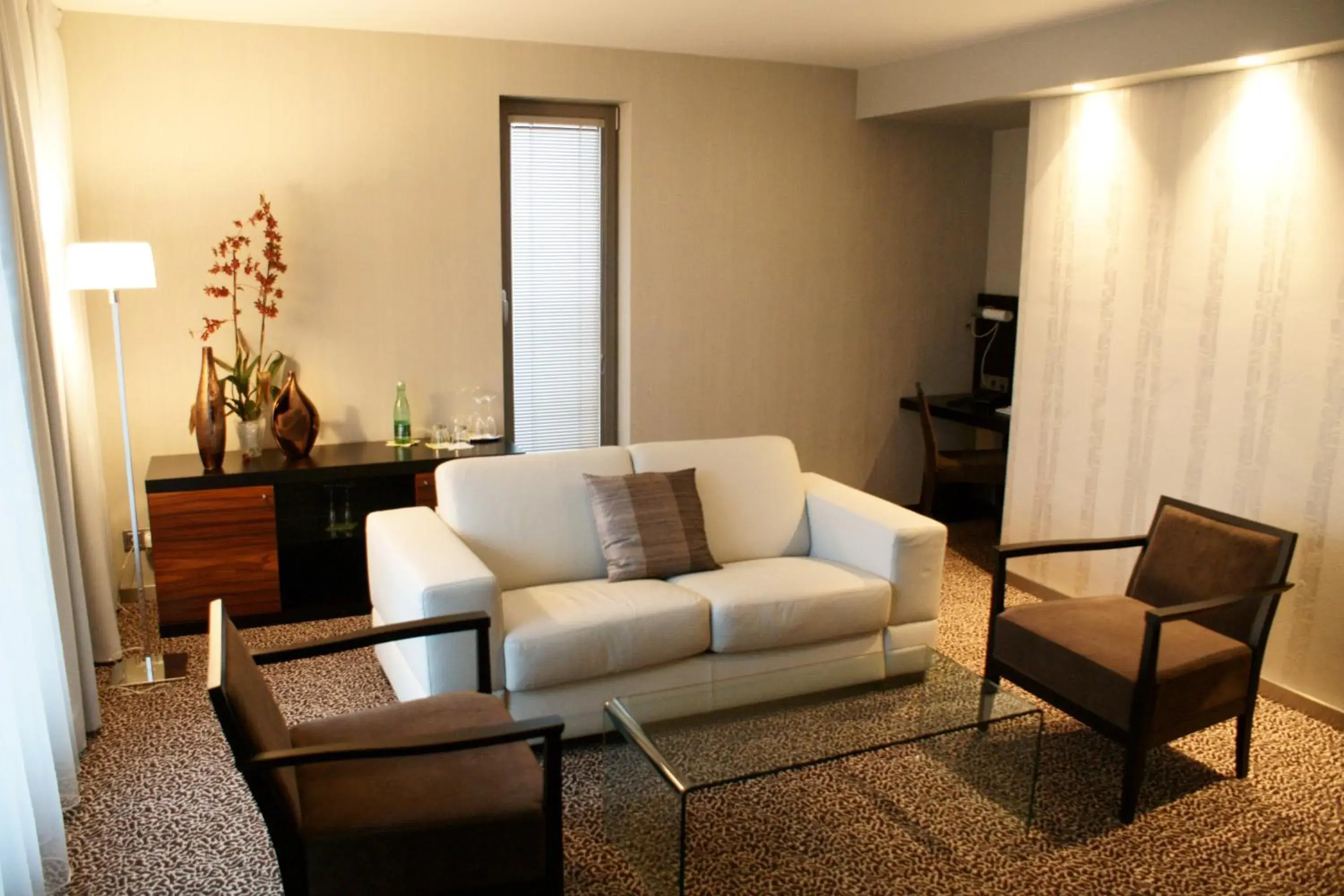 Photo of the whole room in Hotel Avance Photo of the whole room in Hotel Avance